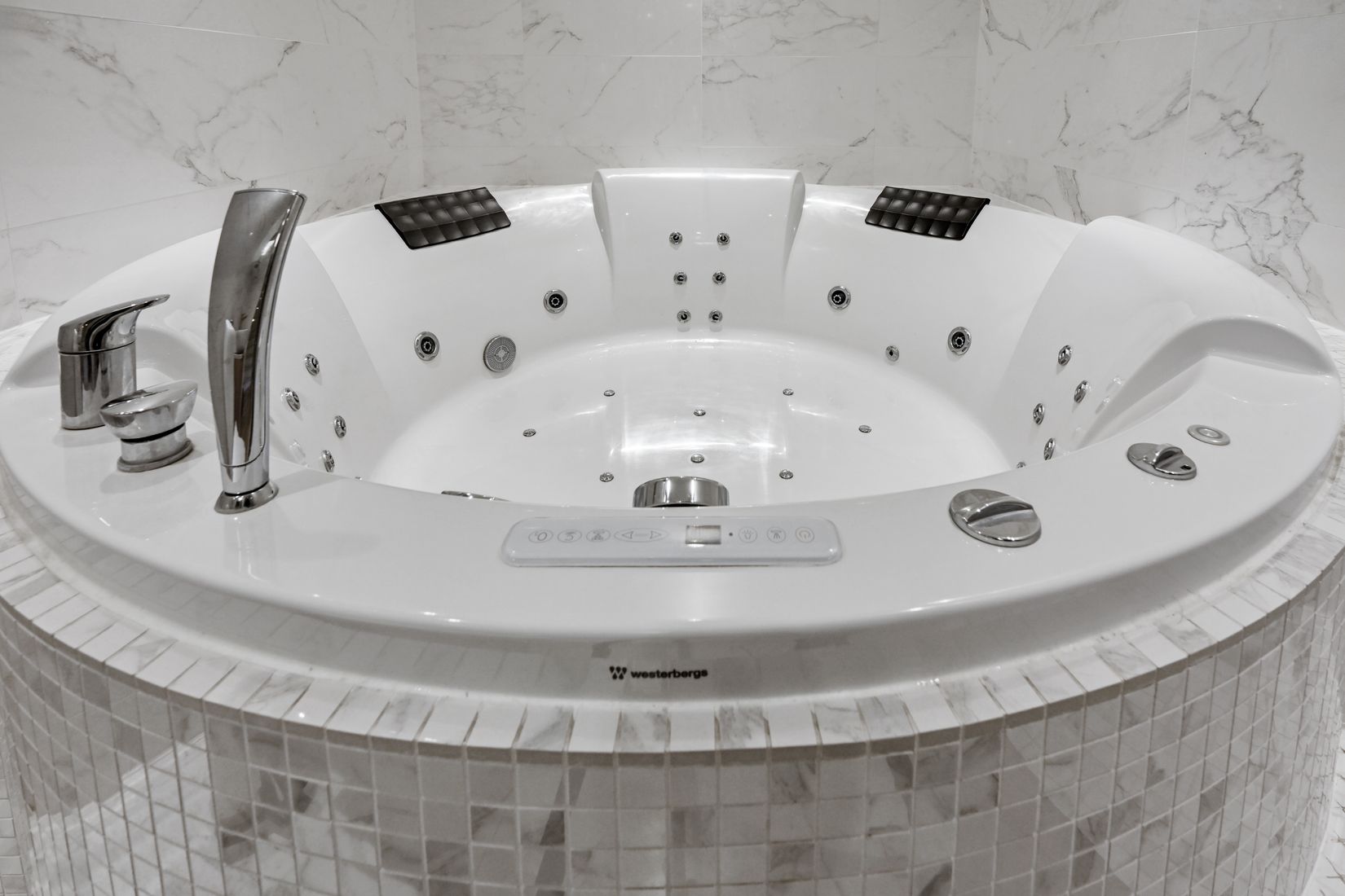 Radhus, Ryavägen 180, Sollentuna