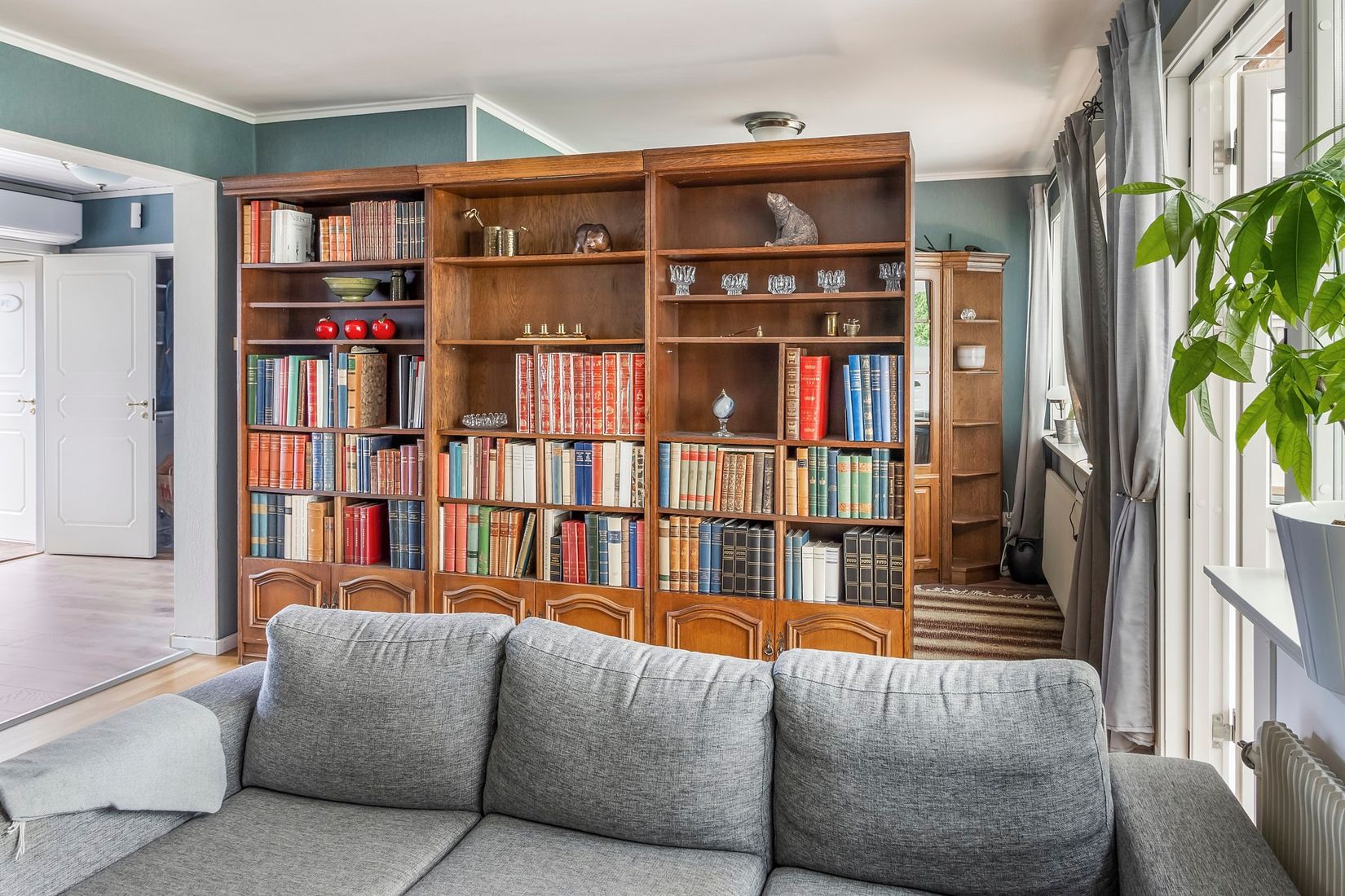 Radhus, Sagavägen 41C, Surahammar