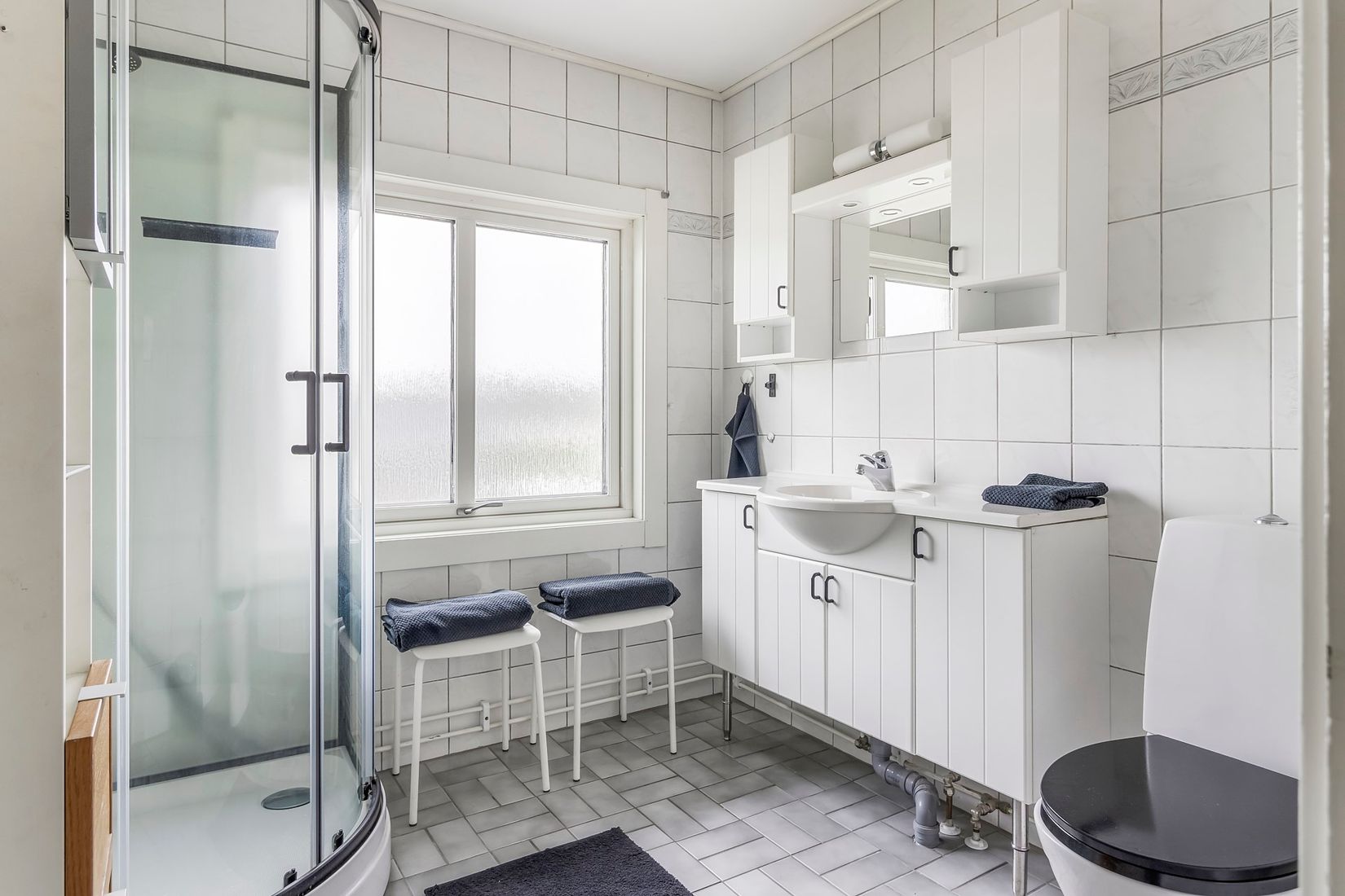 Radhus, Sagavägen 41C, Surahammar