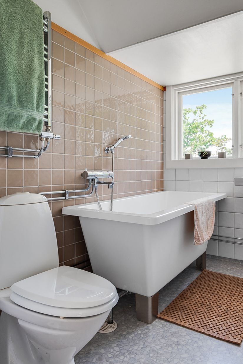 Villa, Hästbäcksvägen 3, Stuvsta, Huddinge