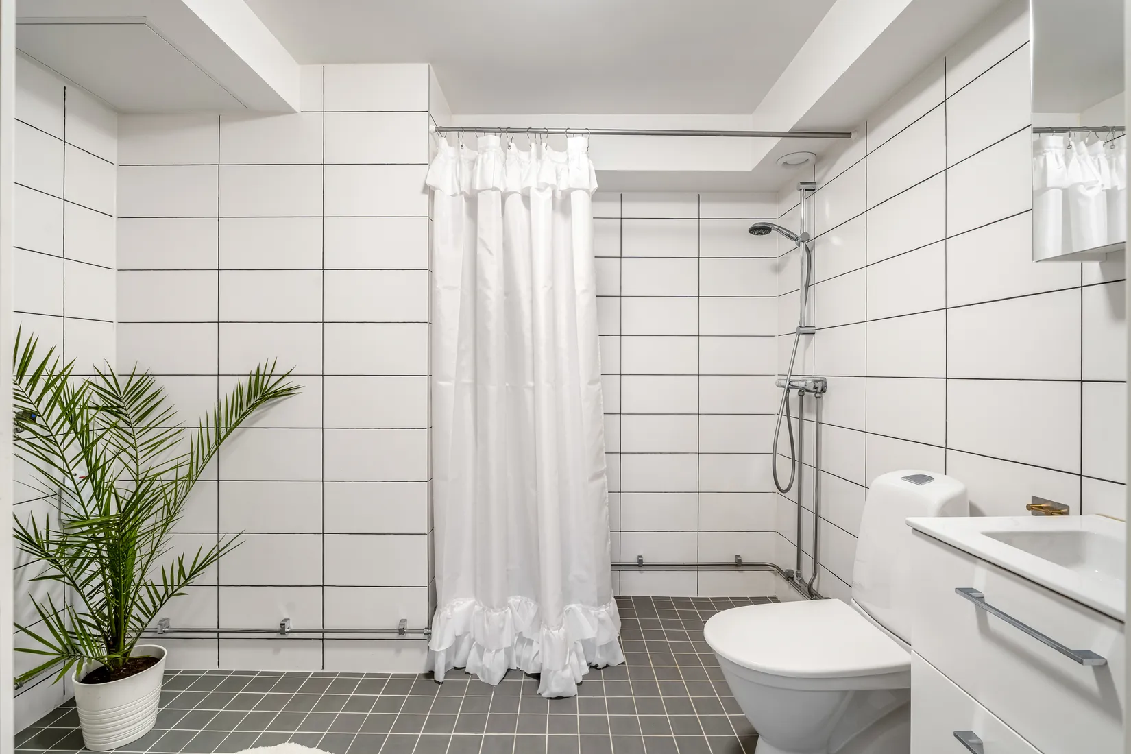 Bostadsrätt, Varmfrontsgatan 4, Skarpnäck, Stockholm