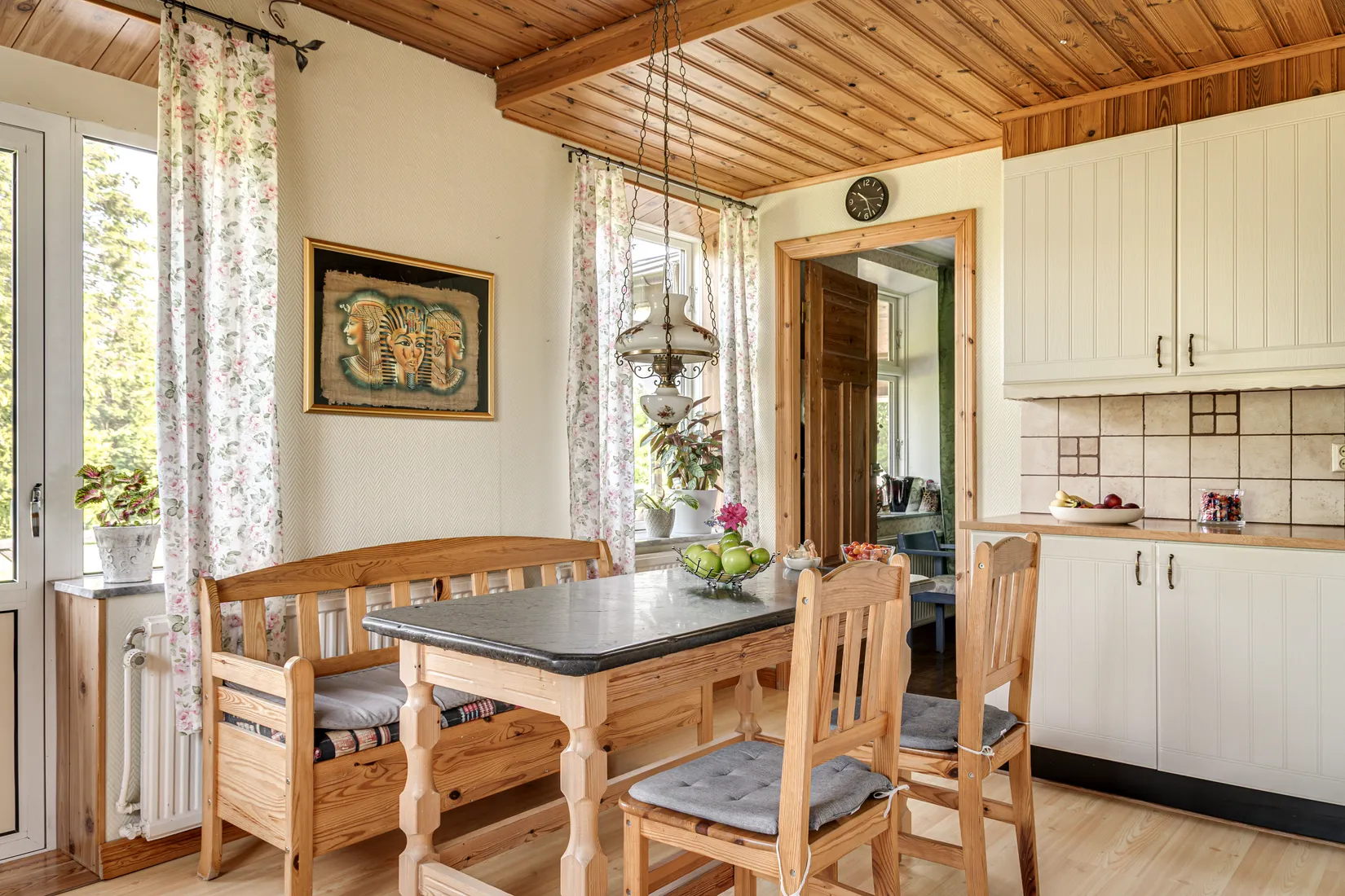 Villa, Gård/Skog, Klockaregårdsvägen 15, Borrby, Simrishamn