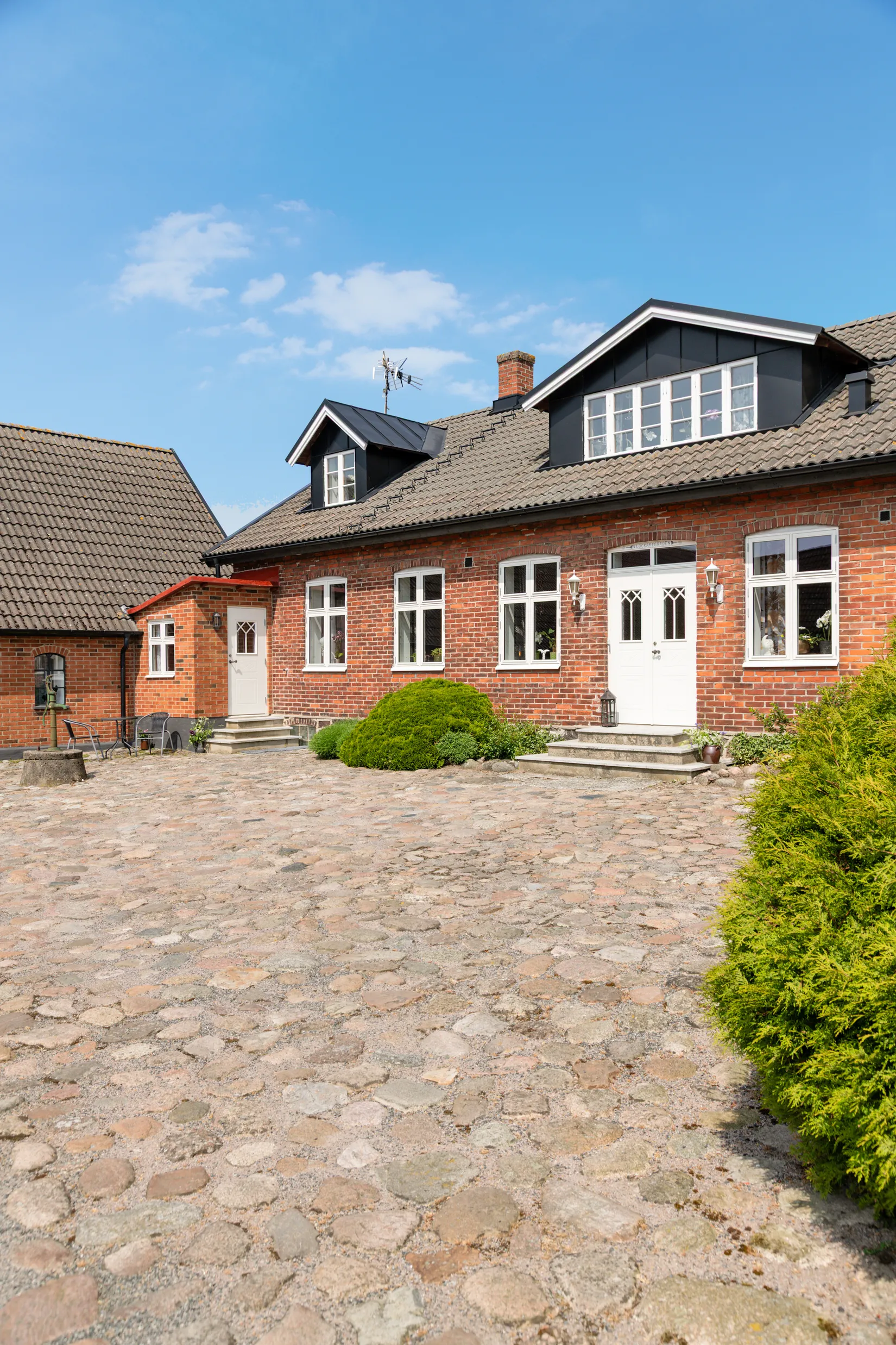 Villa, Gård/Skog, Klockaregårdsvägen 15, Borrby, Simrishamn