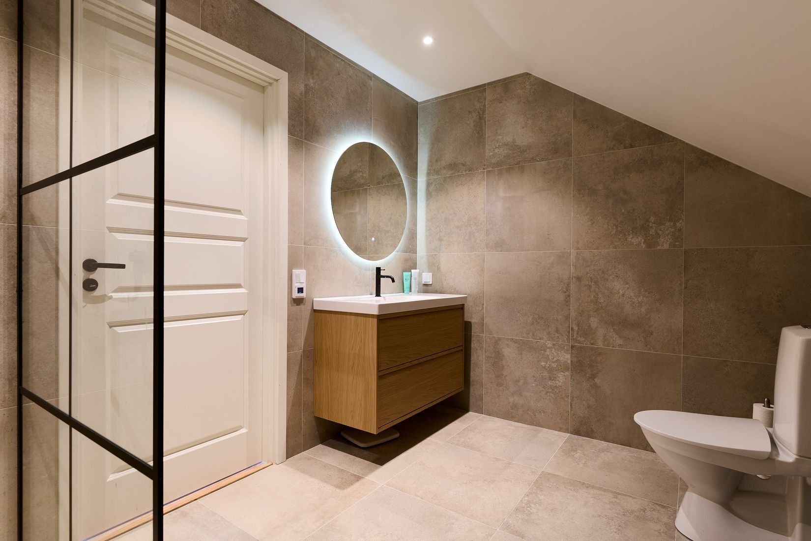 Villa, Roddarvägen 9, Sundsvall