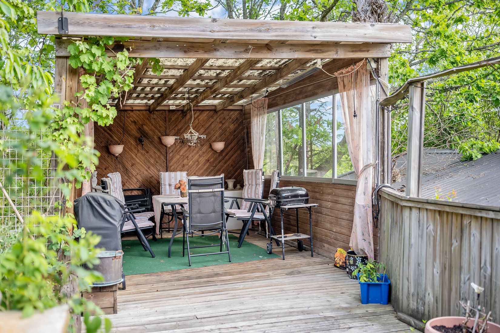 Villa, Sjöbacken 5, Nynäshamn