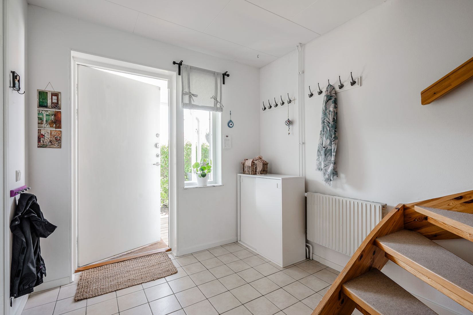 Bostadsrätt, Radhus, Engelbrektsvägen 83, Haga, Vallentuna