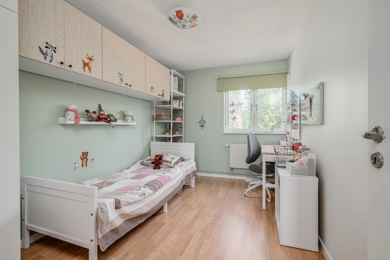 Bostadsrätt, Radhus, Engelbrektsvägen 83, Haga, Vallentuna