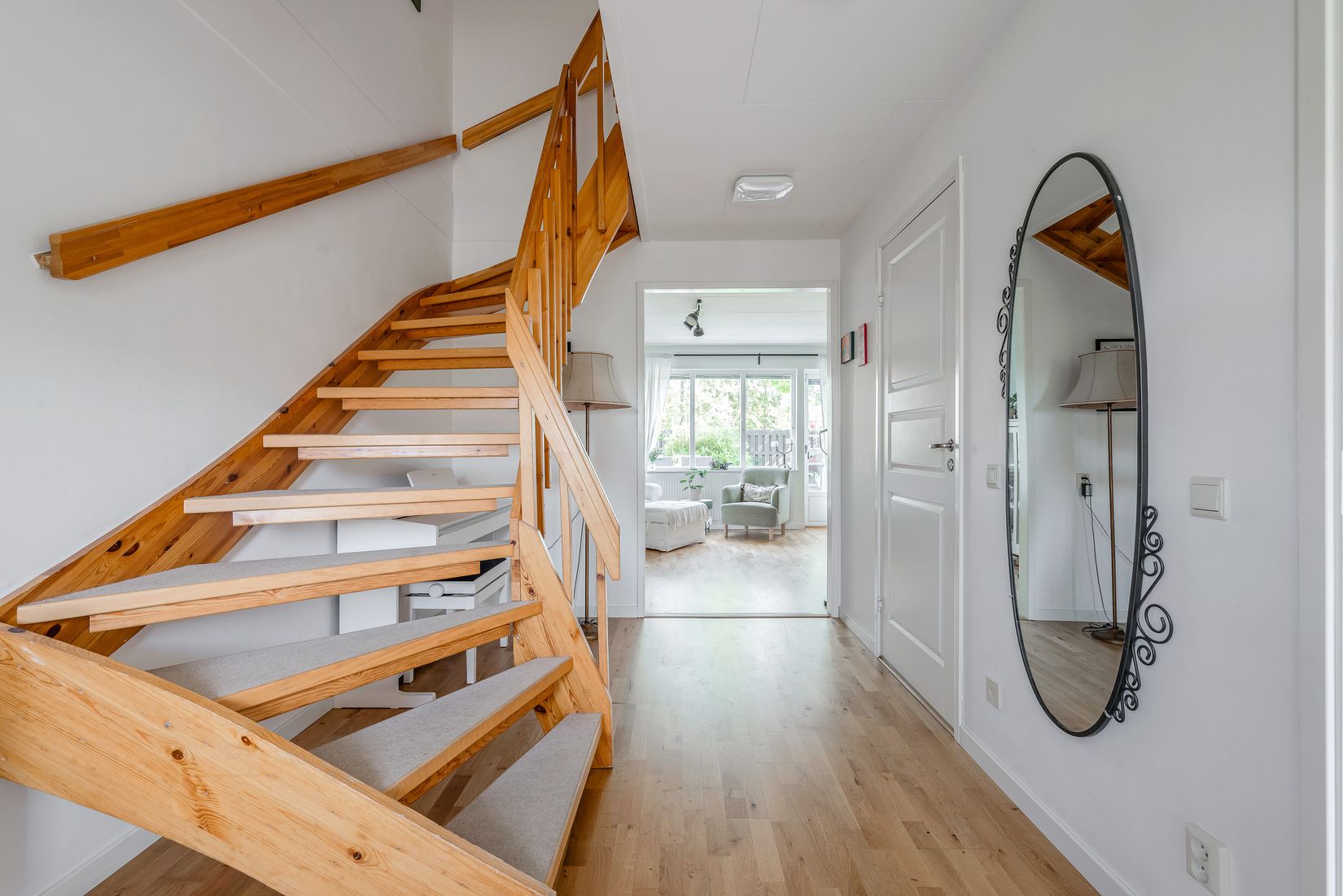 Bostadsrätt, Radhus, Engelbrektsvägen 83, Haga, Vallentuna