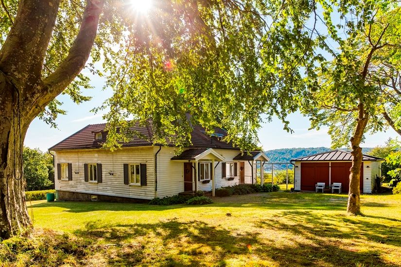 Villa, Gåre Nordhagen 525,  Fantastiskt läge på norra Orust nära Henån, Lysekil  och Uddevalla, Nordhagen Gåre Henån Orust, Orust