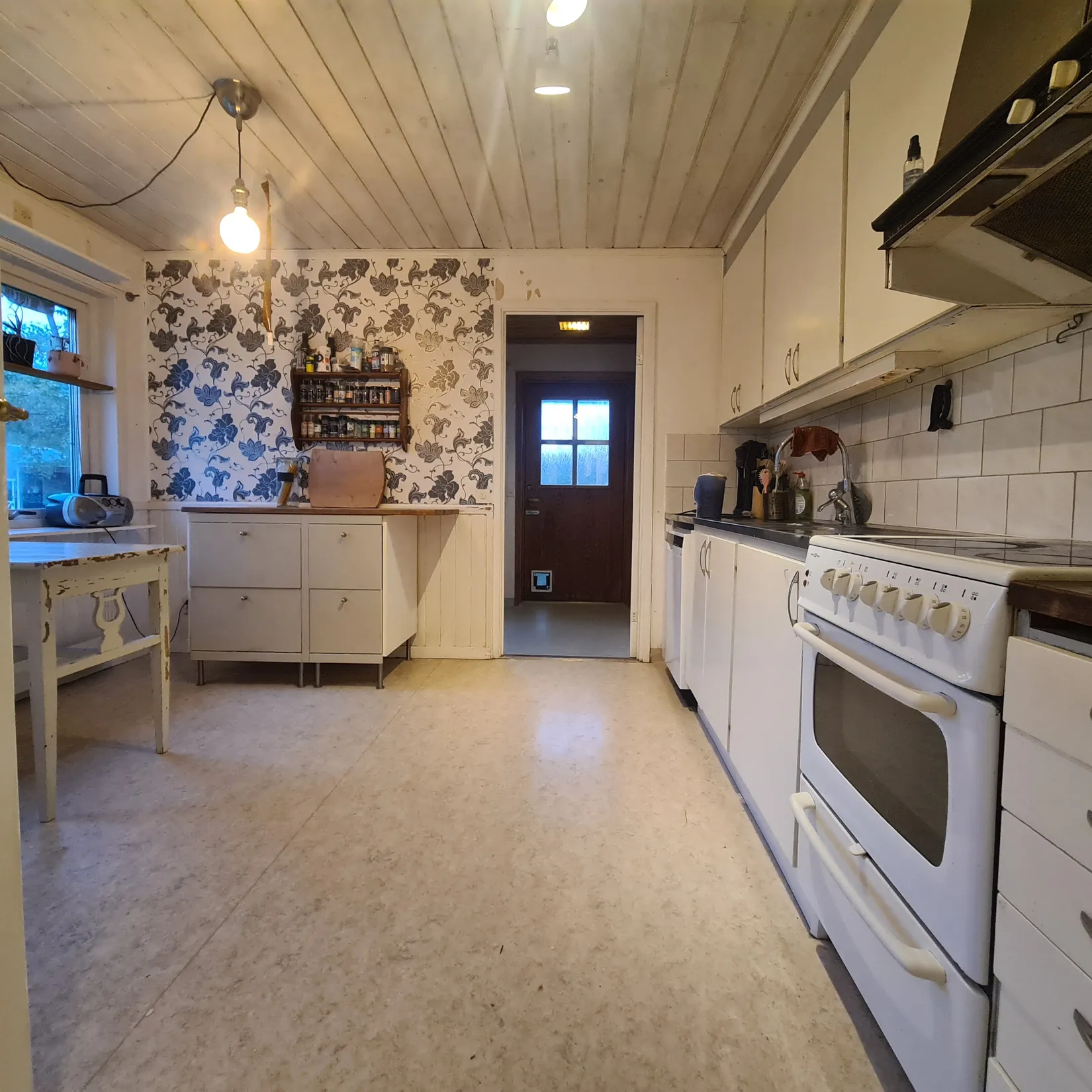 Gård/Skog, Folkatorp 510, Kumla