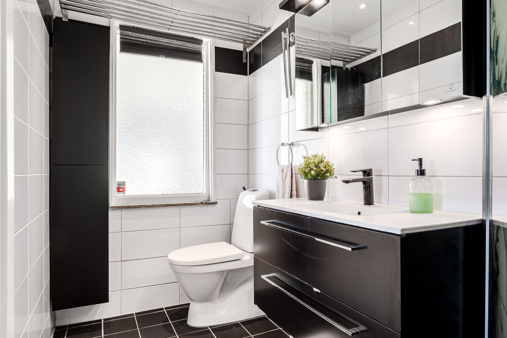 Villa, Enebyvägen 3, Sköldinge, Katrineholm