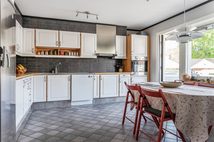 Villa, Kaptensgatan 8, Höör - Centralt, Höör