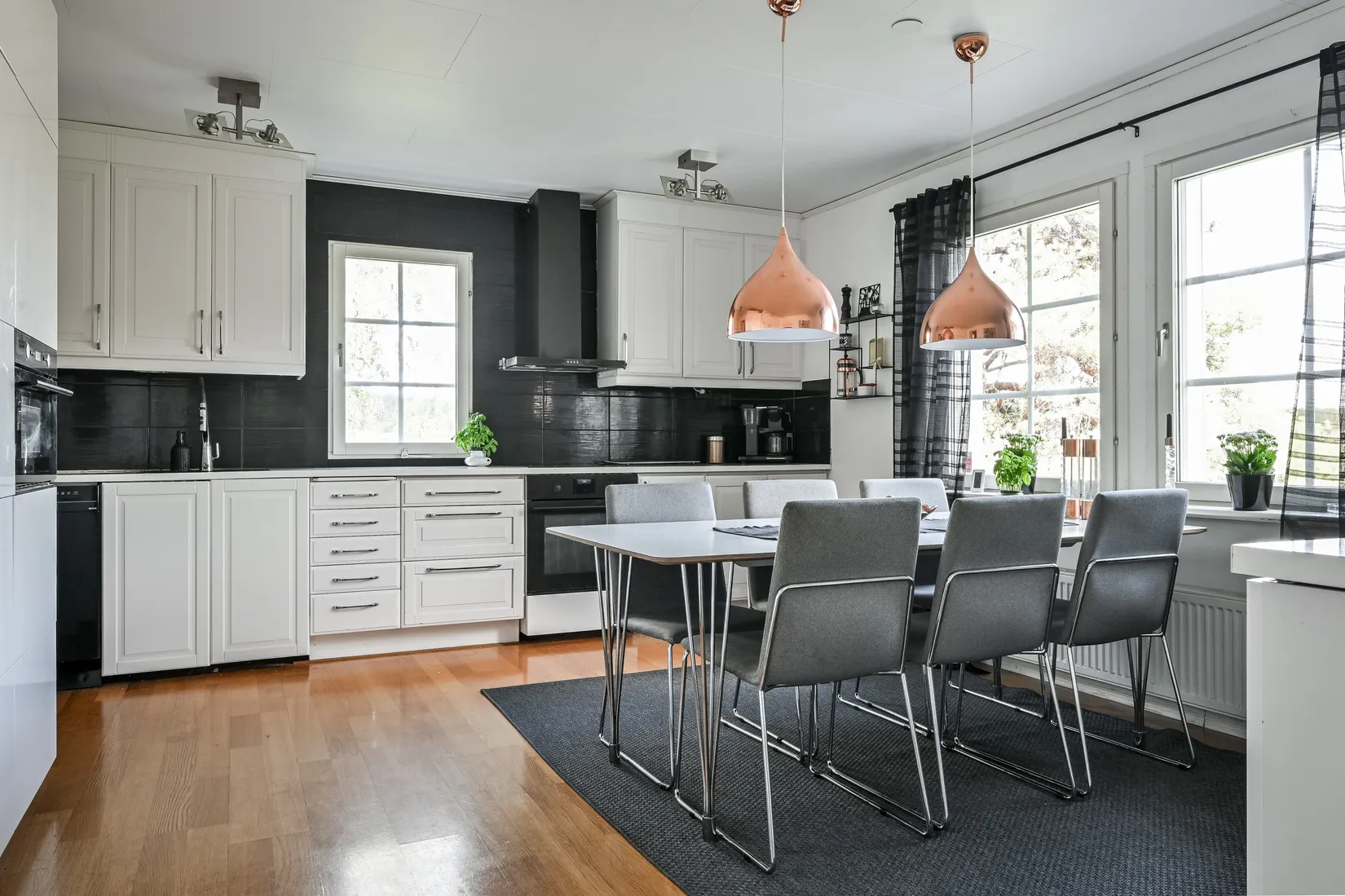 Villa, Lillerudsvägen 19B, Glömsta, Huddinge