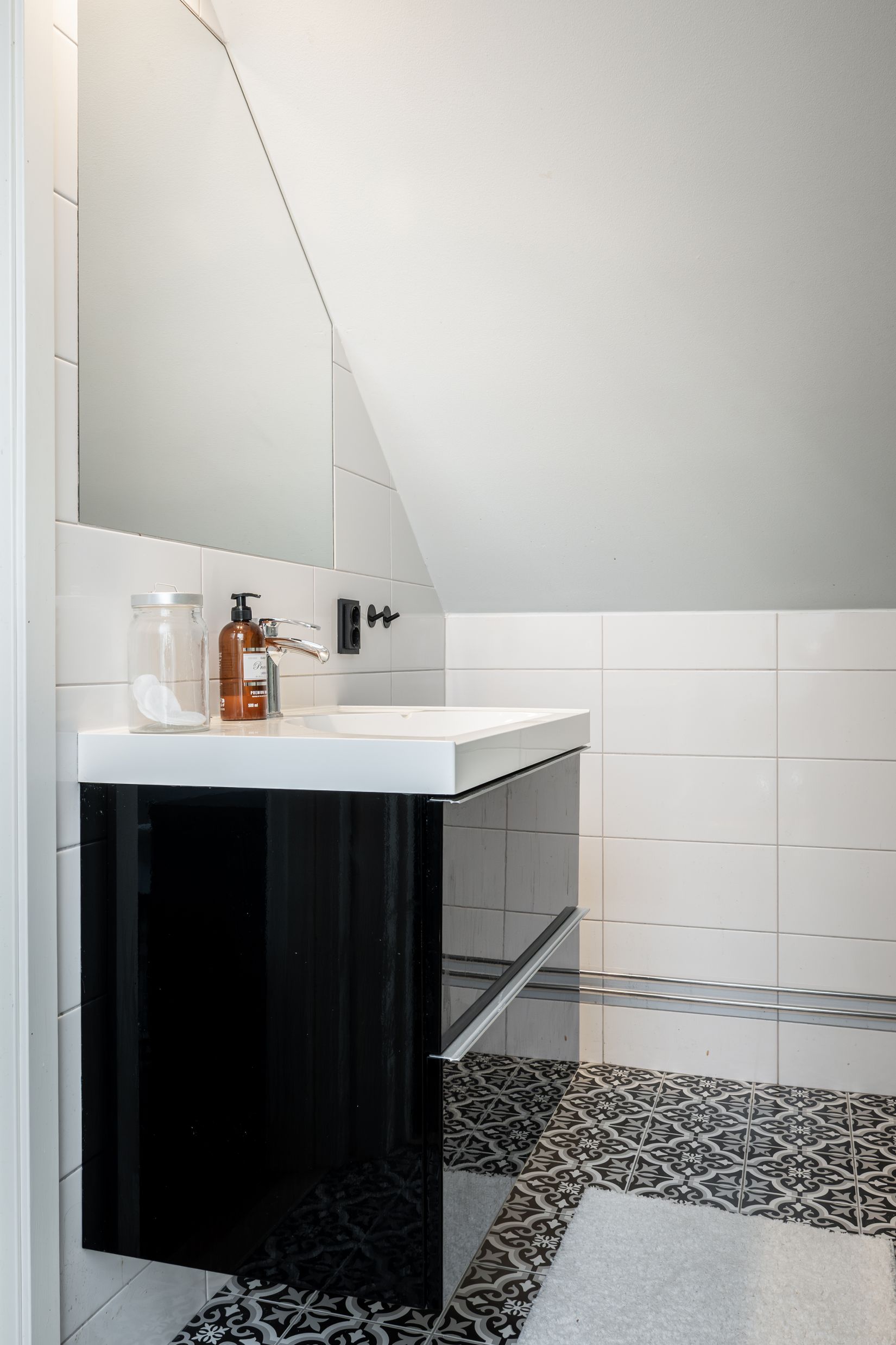 Villa, Lillerudsvägen 19B, Glömsta, Huddinge