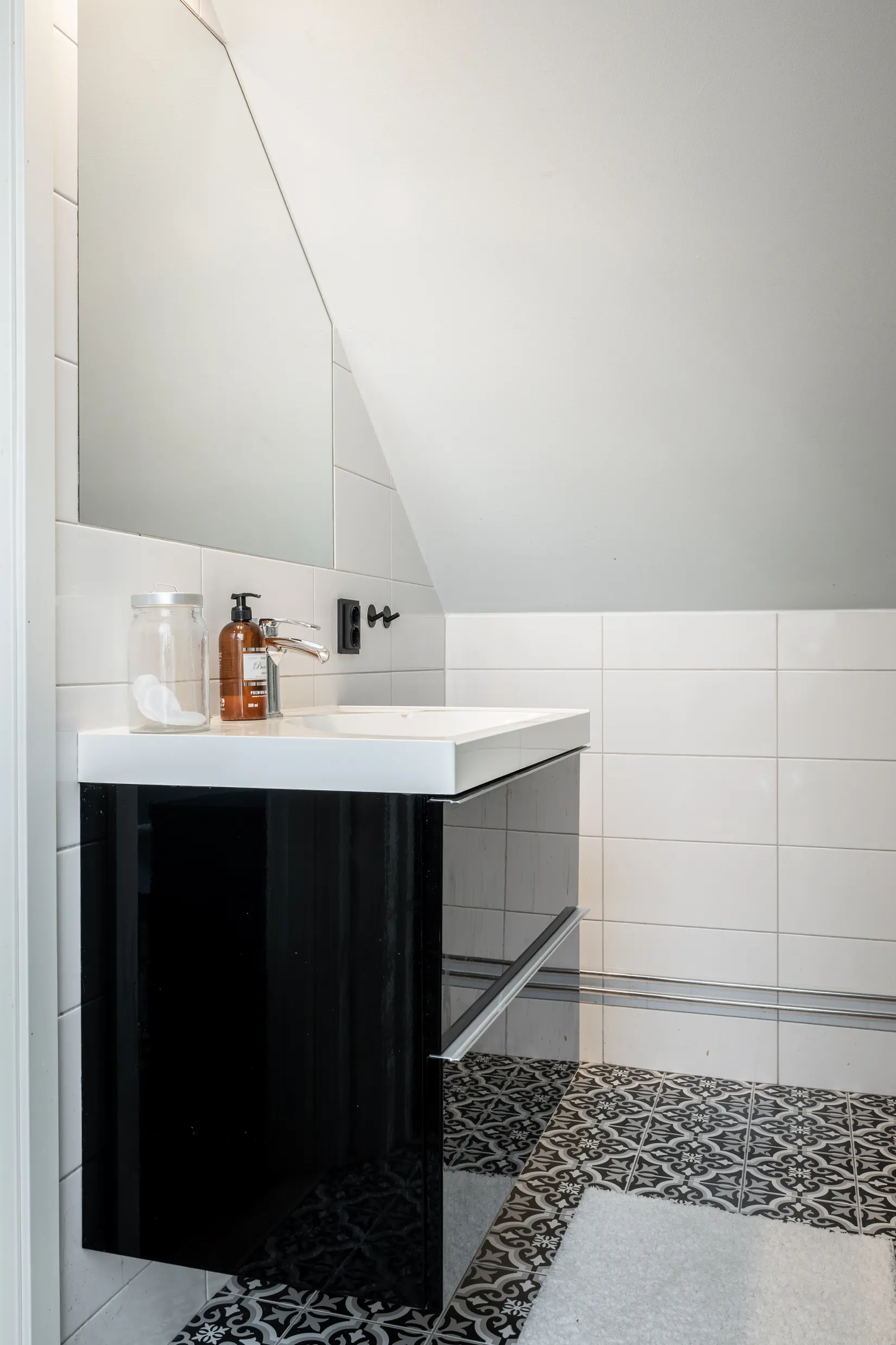 Villa, Lillerudsvägen 19B, Glömsta, Huddinge
