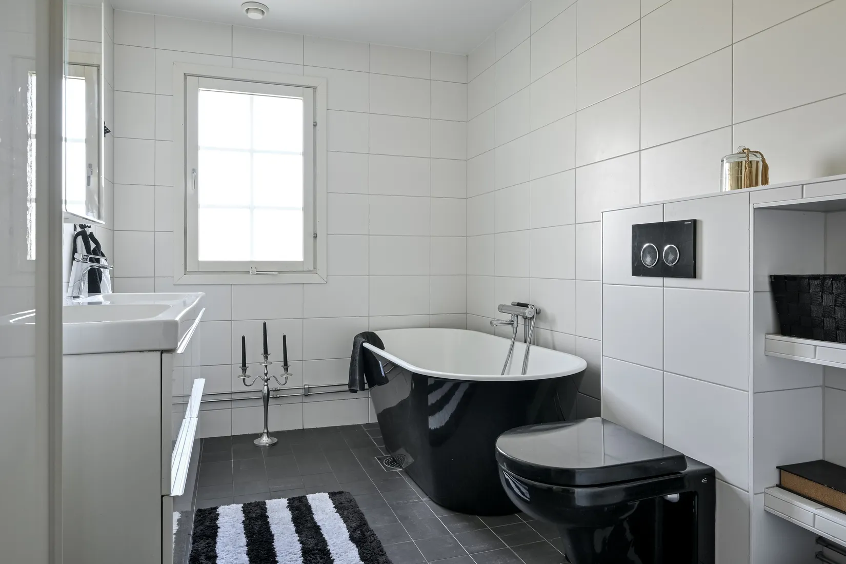 Villa, Lillerudsvägen 19B, Glömsta, Huddinge