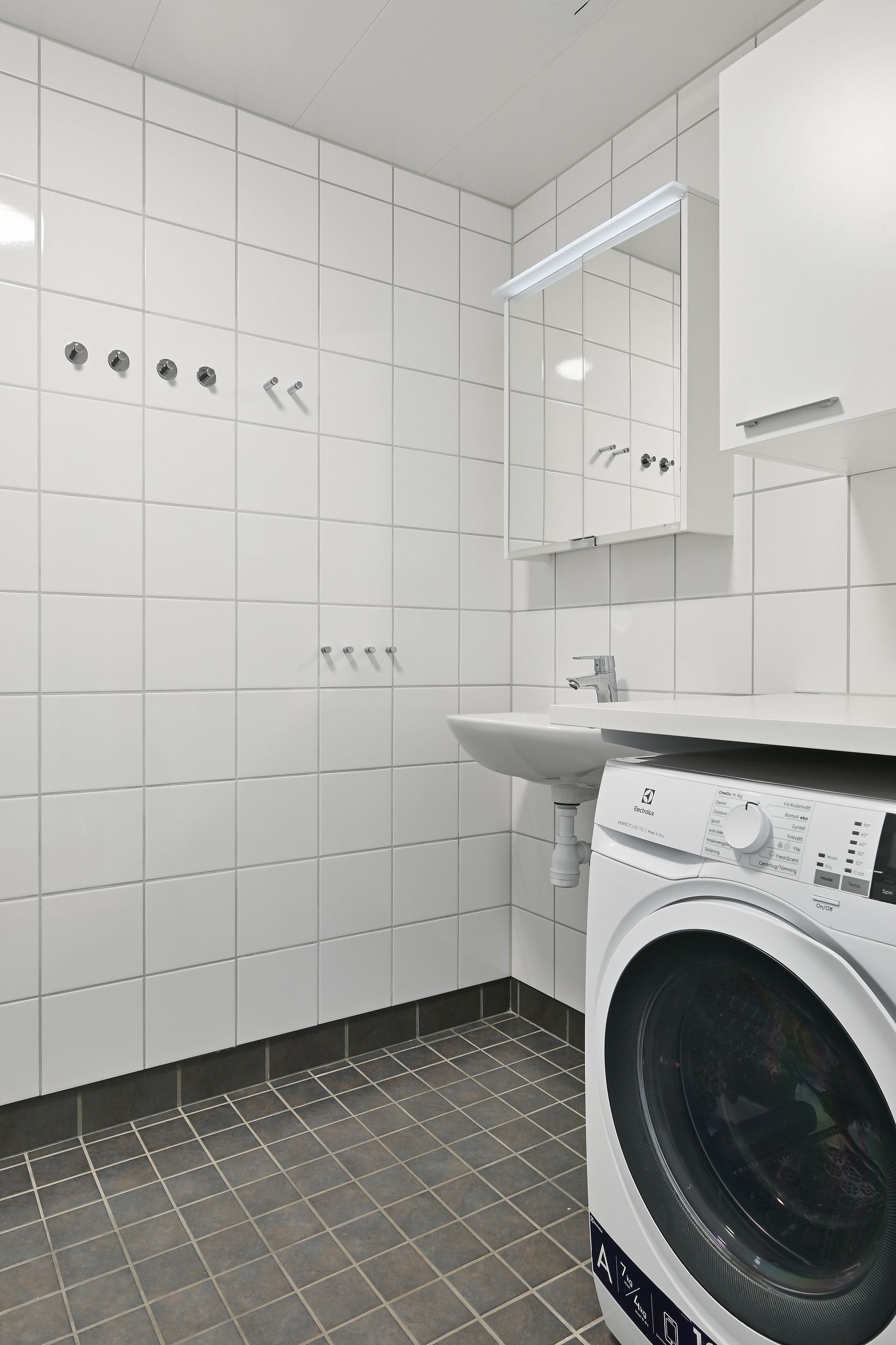 Bostadsrätt, Småbrukets backe 16, Visättra, Huddinge