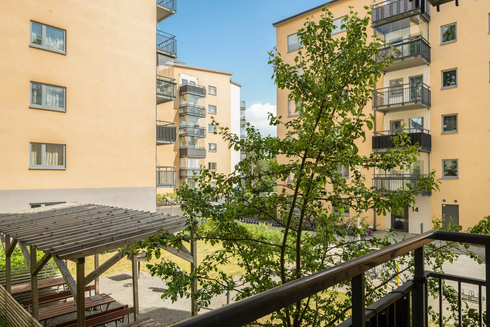 Bostadsrätt, Småbrukets backe 16, Visättra, Huddinge