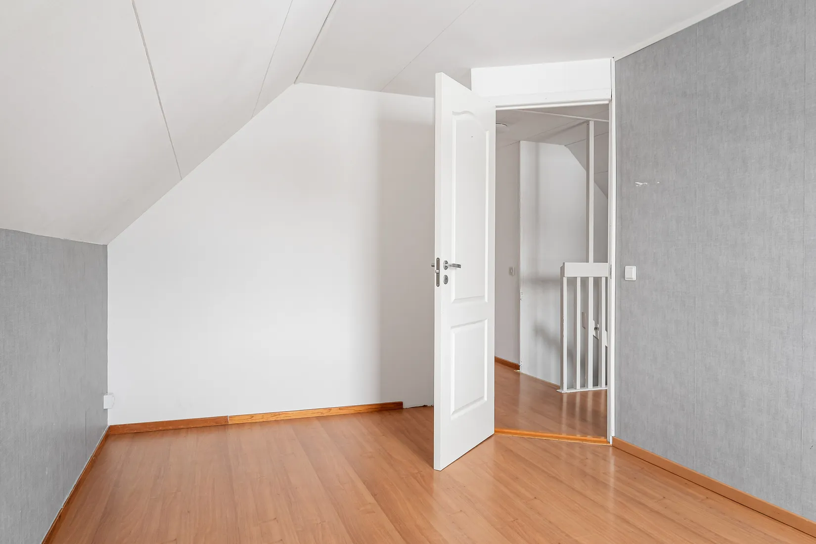 Villa, Radhus, Mjölnarstigen 20, Mölnbo, Södertälje