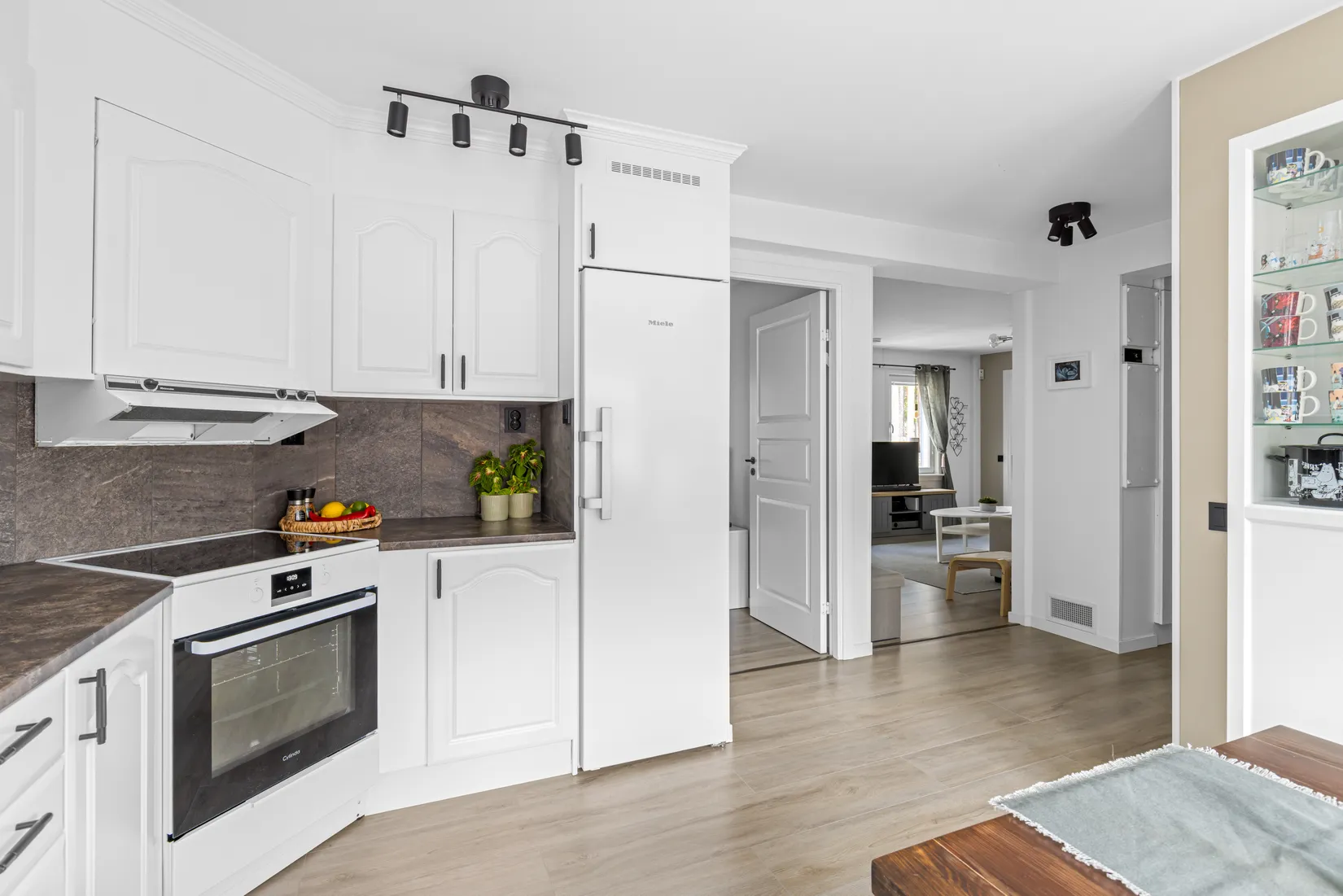 Radhus, Jupitergatan 28, Märsta - Östra Steninge, Sigtuna