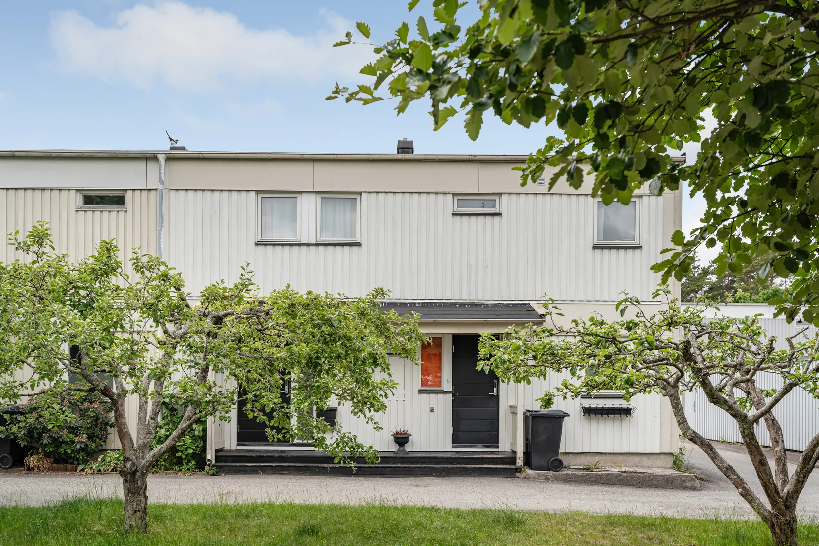 Villa, Radhus, ERIKSLUNDSVÄGEN 34, Erikslund, Täby