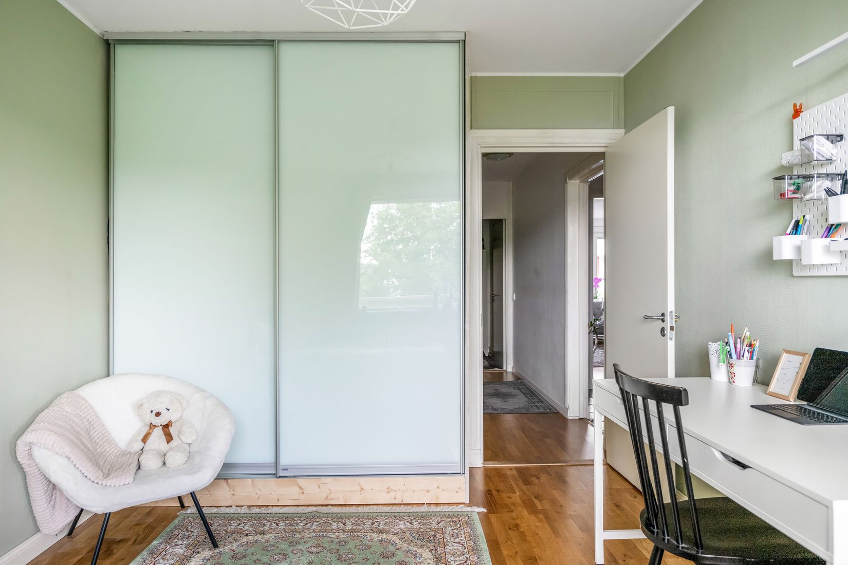 Bostadsrätt, Lomvägen 637, Sjöberg, Sollentuna