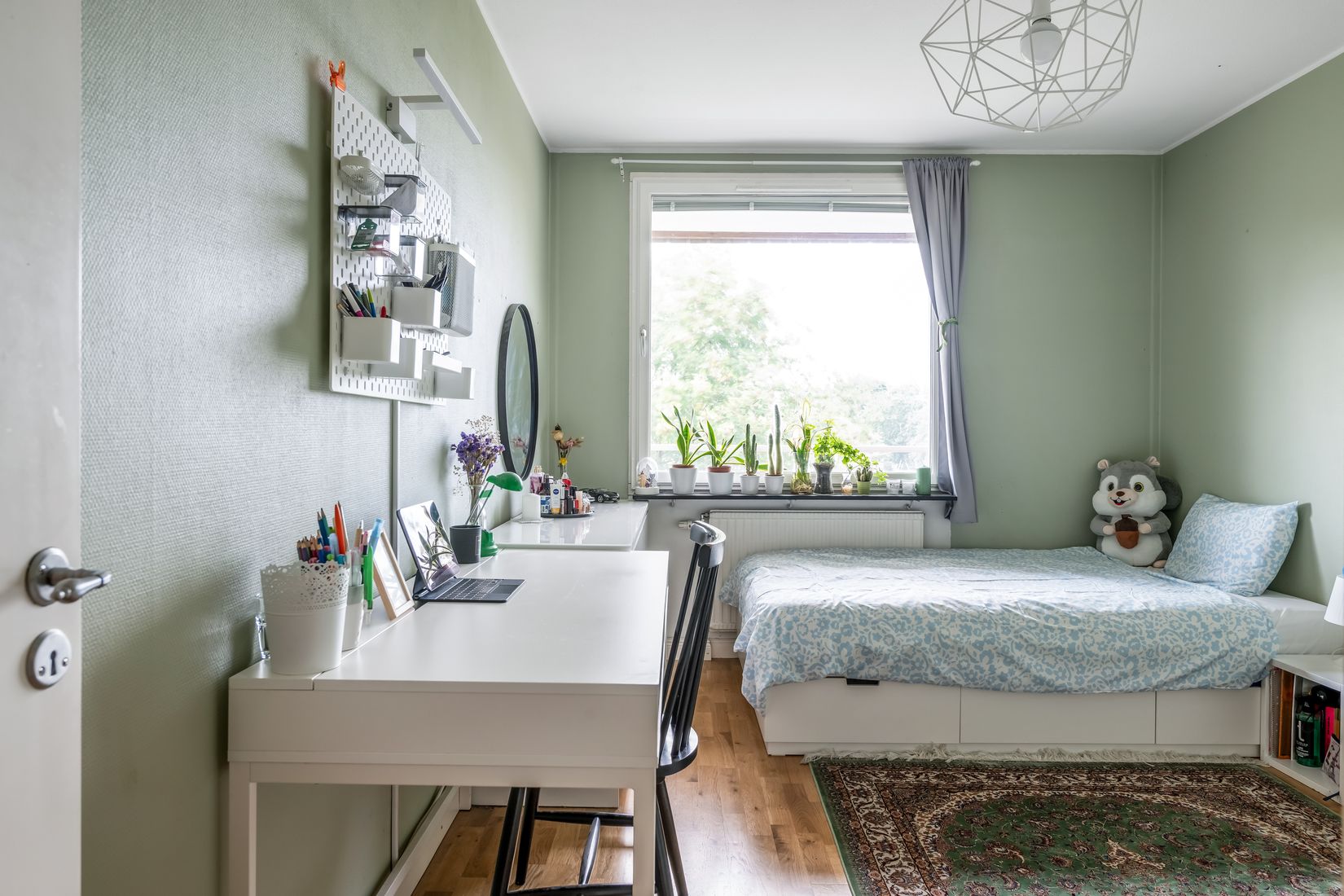 Bostadsrätt, Lomvägen 637, Sjöberg, Sollentuna