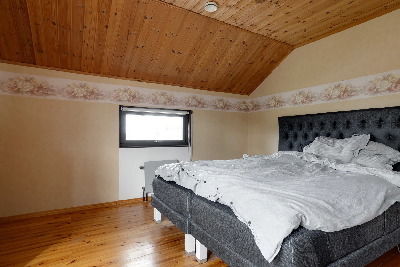 Villa, Englunds väg 6, Hällabrottet, Kumla