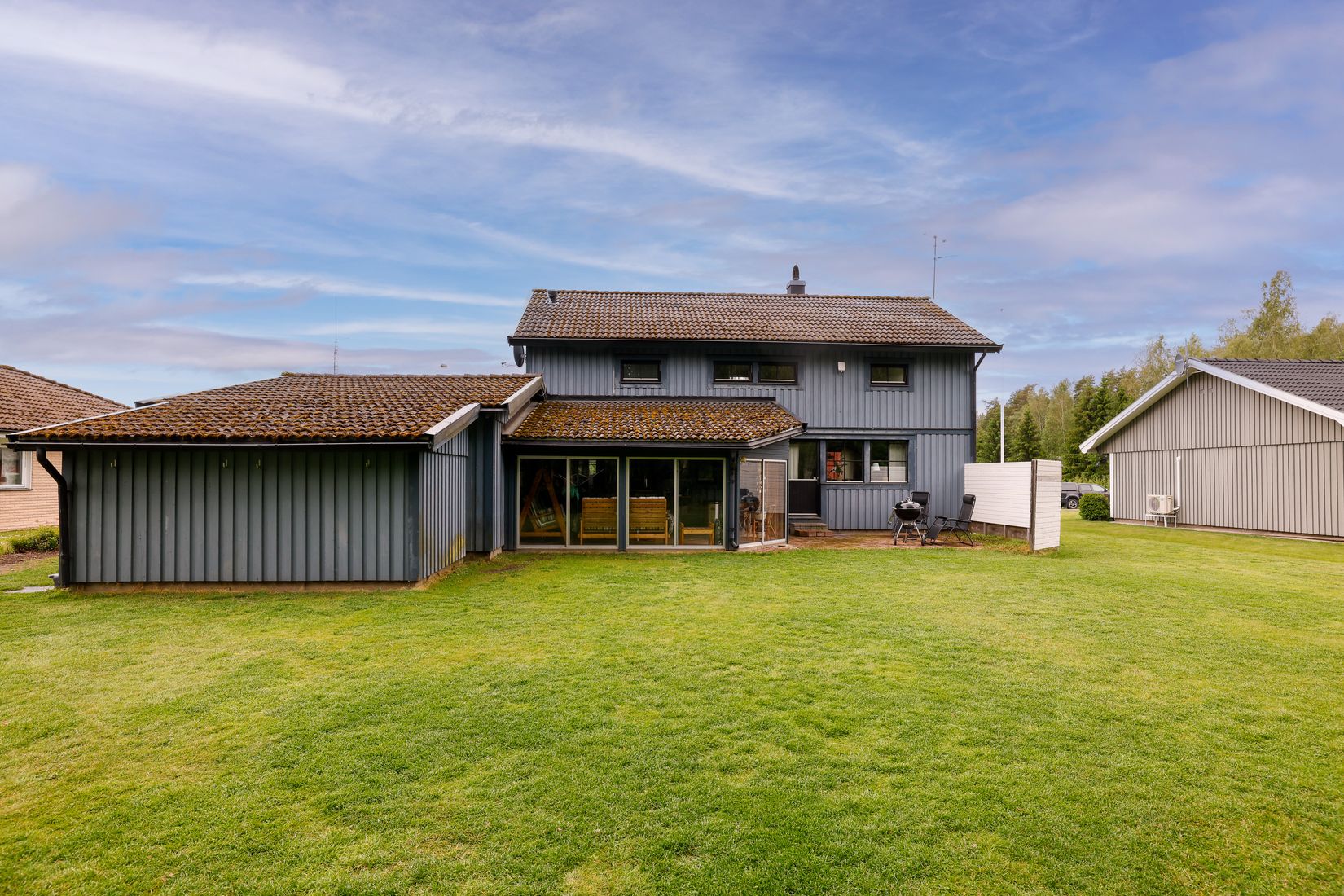 Villa, Englunds väg 6, Hällabrottet, Kumla