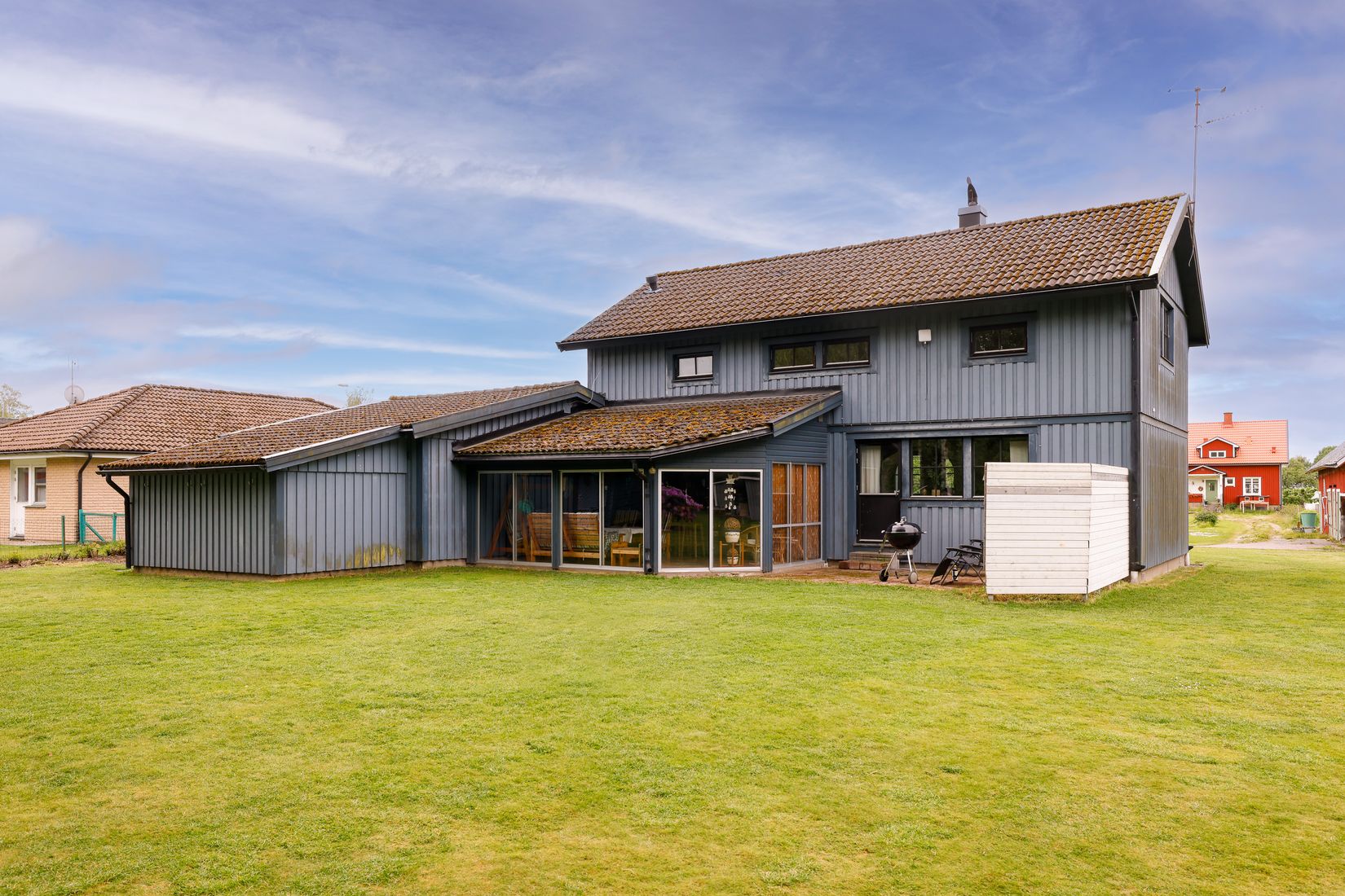 Villa, Englunds väg 6, Hällabrottet, Kumla