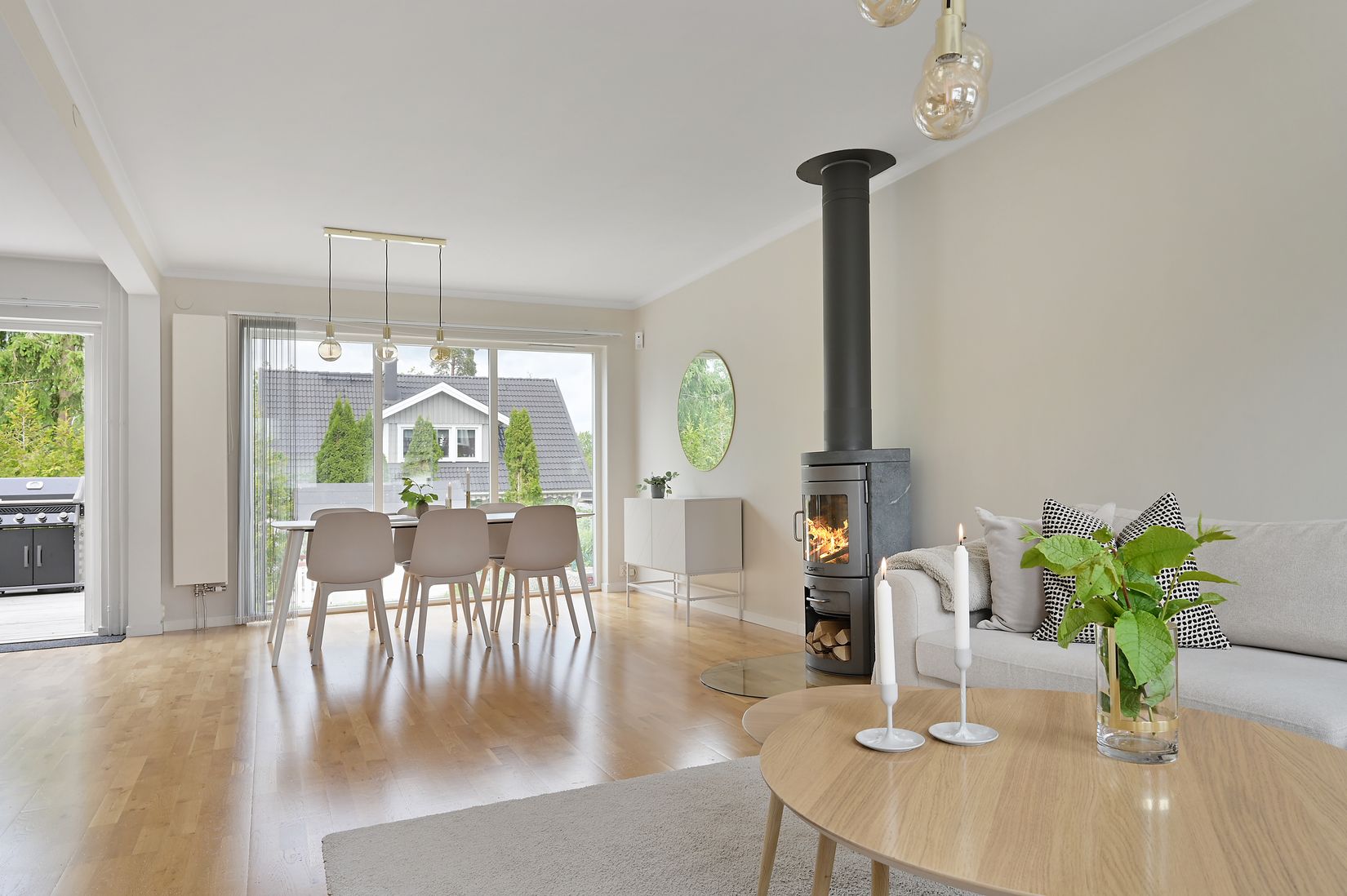 Villa, Radhus, Tvåspannsvägen 39, Vattmyra, Järfälla