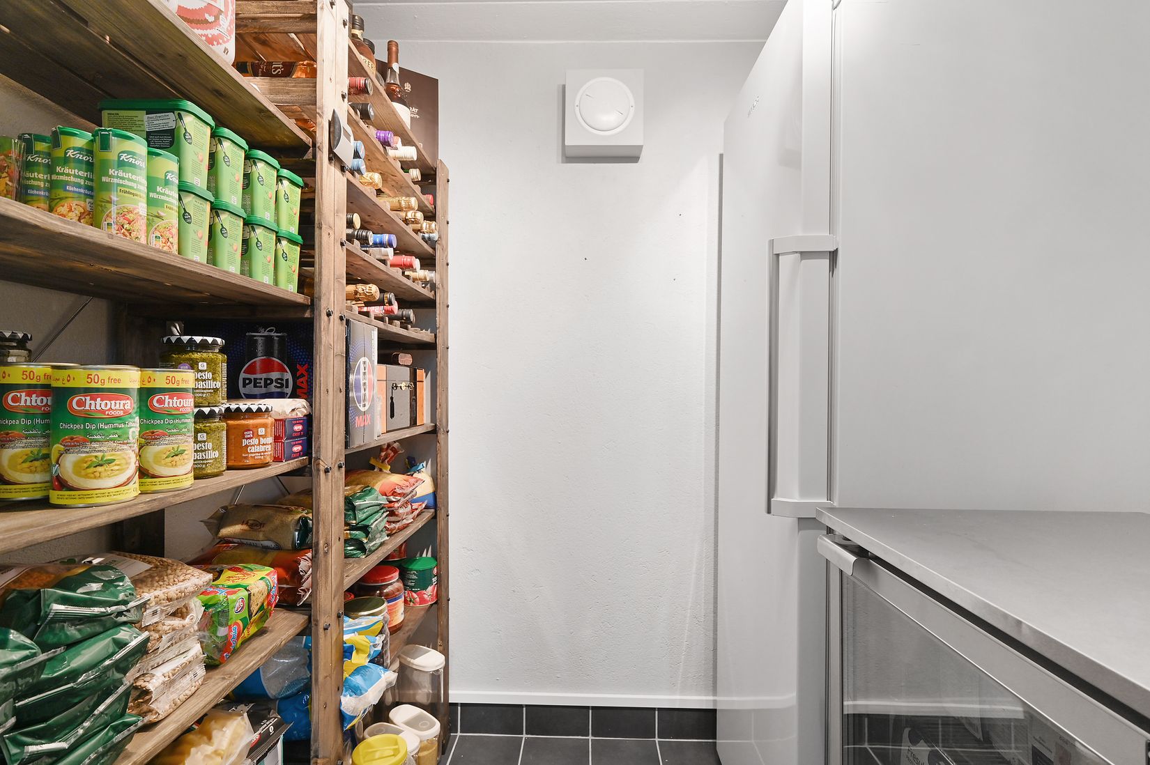 Villa, Radhus, Tvåspannsvägen 39, Vattmyra, Järfälla