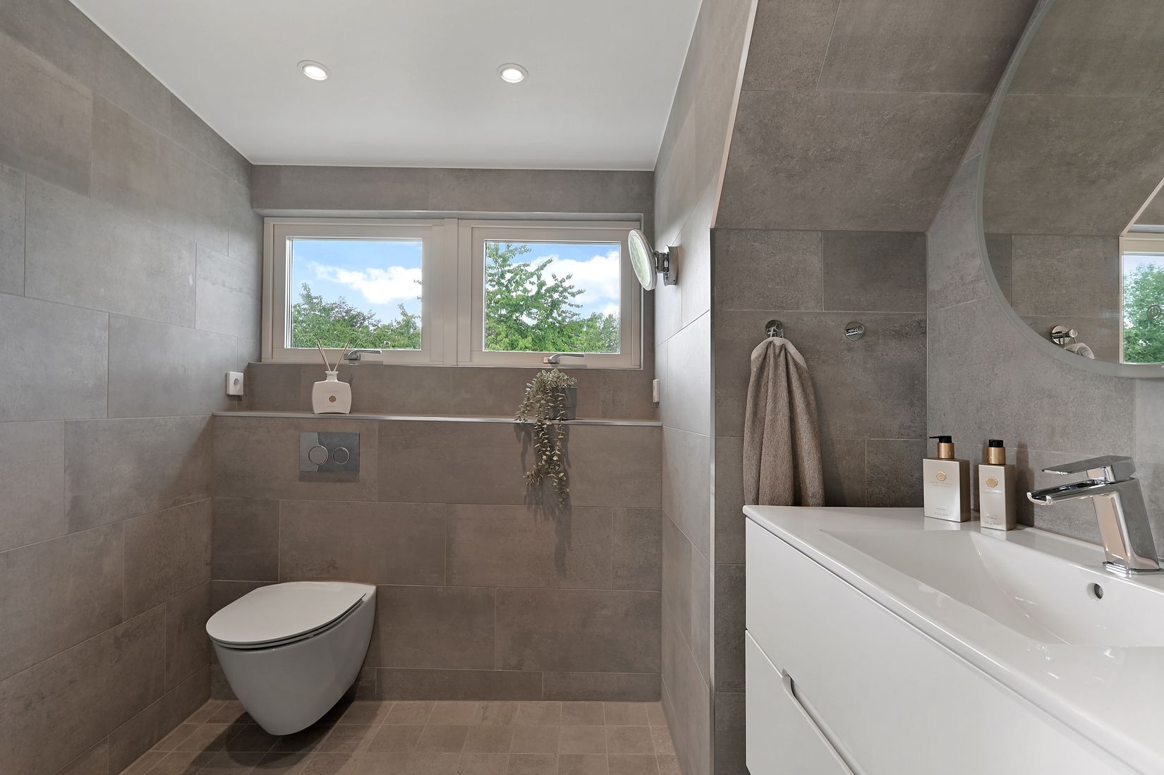 Villa, Radhus, Tvåspannsvägen 39, Vattmyra, Järfälla