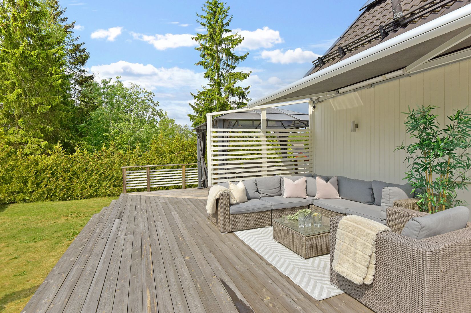 Villa, Radhus, Tvåspannsvägen 39, Vattmyra, Järfälla