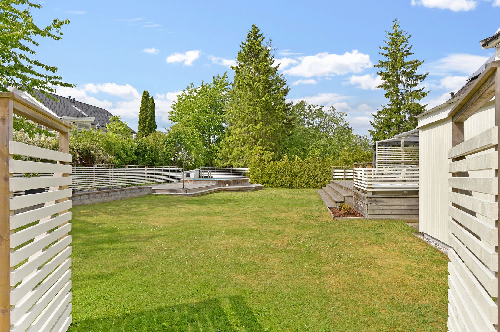 Villa, Radhus, Tvåspannsvägen 39, Vattmyra, Järfälla