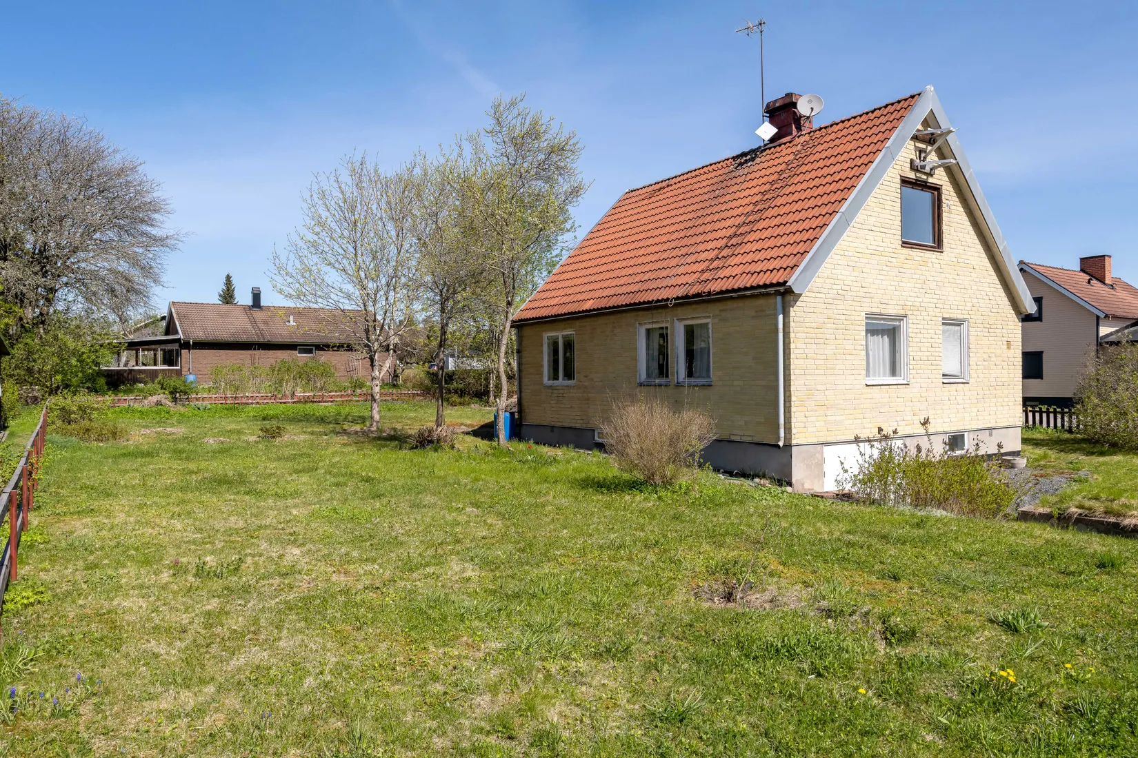 Villa, Rullstensgatan 1, Gimo, Östhammar