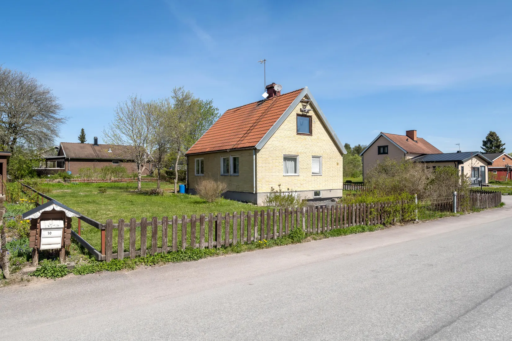 Villa, Rullstensgatan 1, Gimo, Östhammar