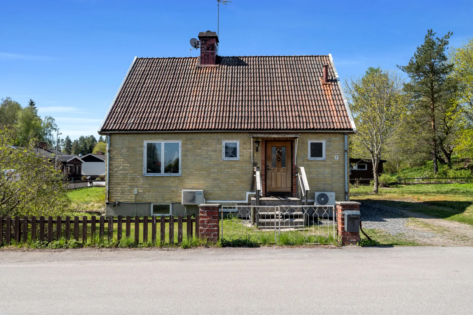 Villa, Rullstensgatan 1, Gimo, Östhammar