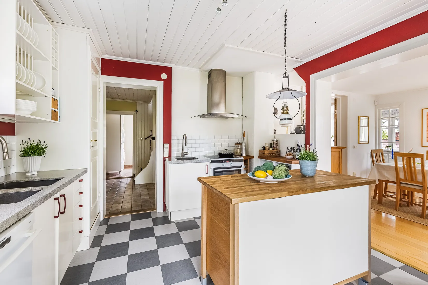 Villa, Slottsbrinksvägen 25, Slottsbrinken, Strängnäs