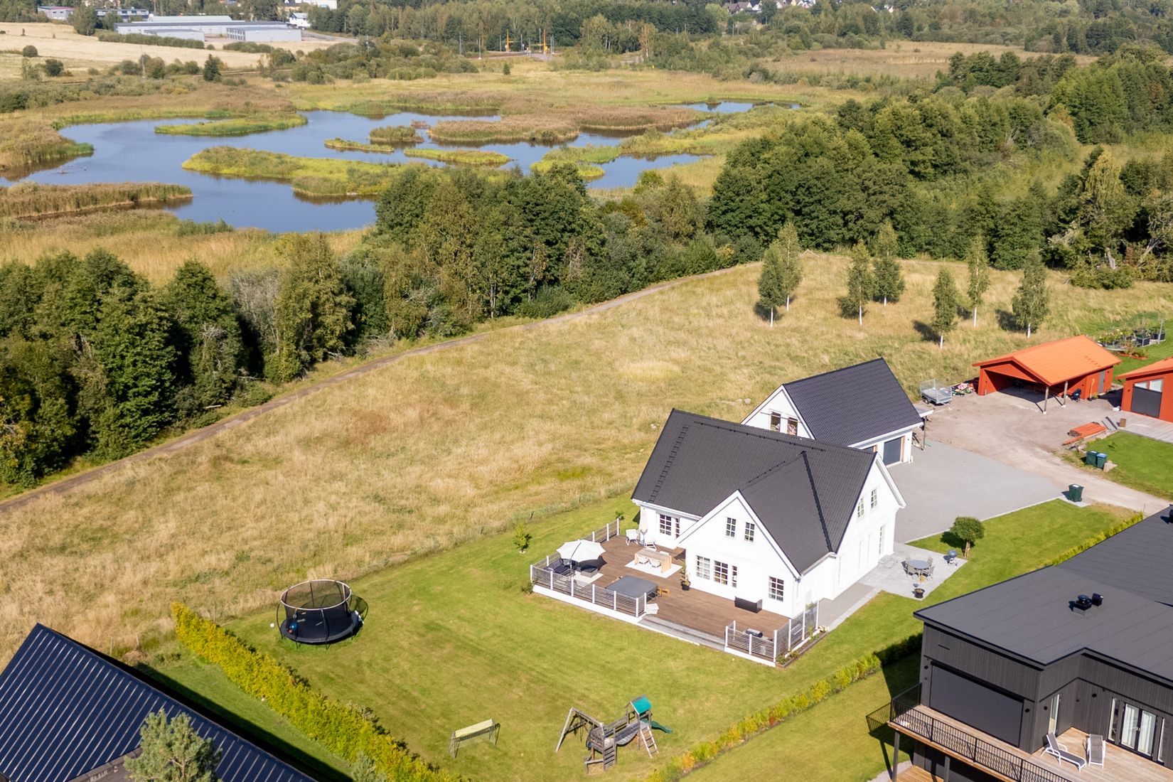 Villa, Herrön 608, Skattkärr, Karlstad