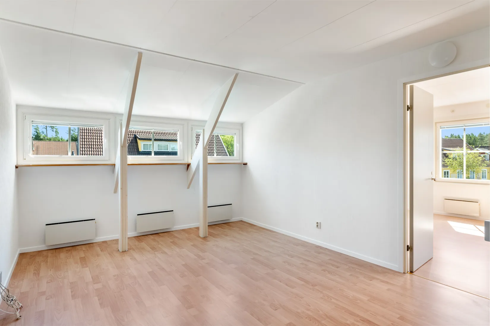 Villa, Linneavägen 5, Centrala Hallstavik, Norrtälje