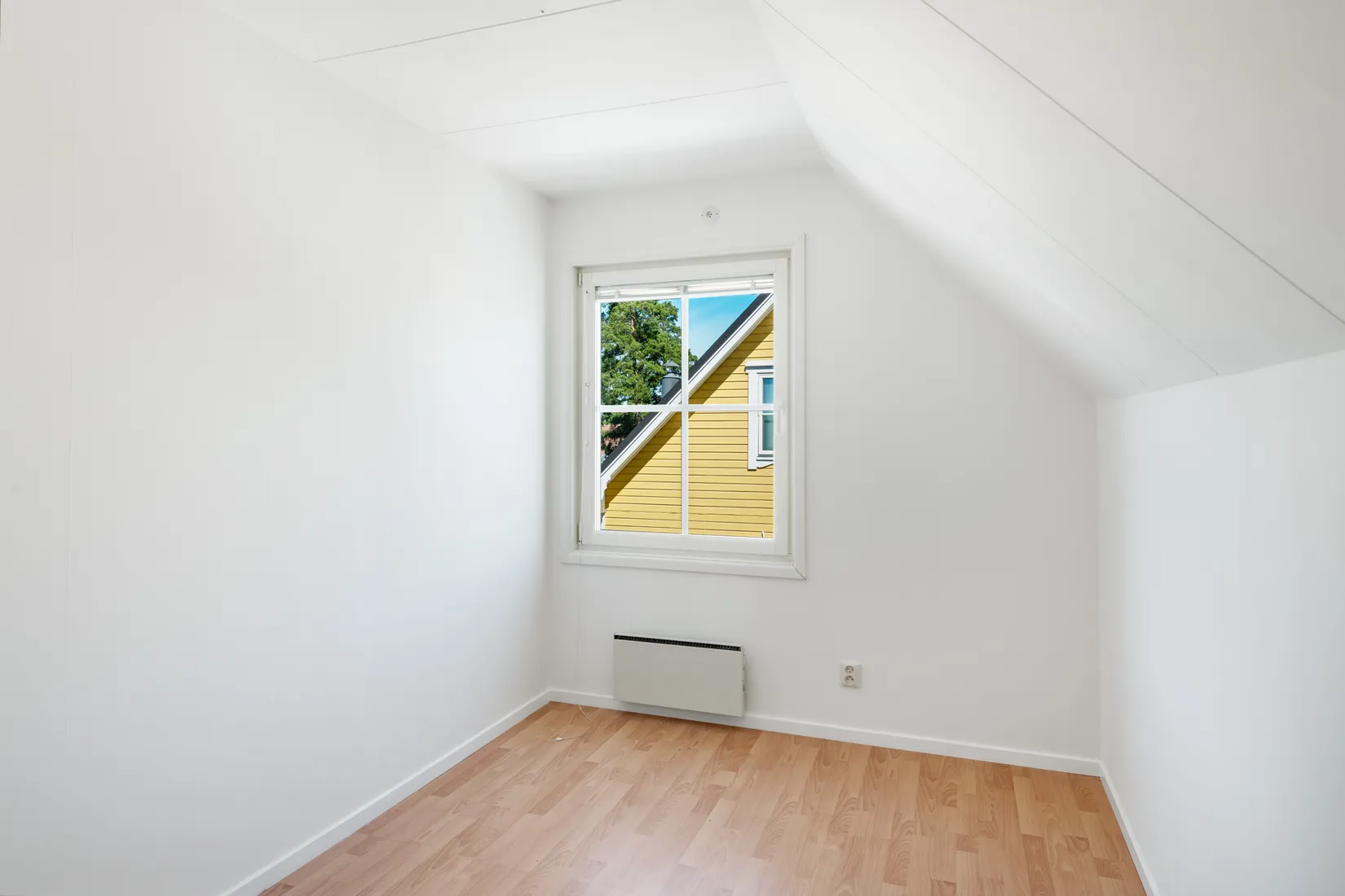 Villa, Linneavägen 5, Centrala Hallstavik, Norrtälje