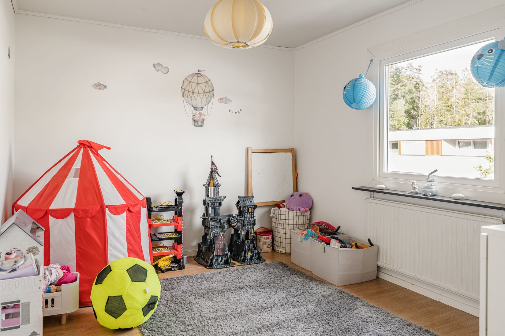 Villa, Radhus, Flintvägen 57, Balingsnäs, Huddinge