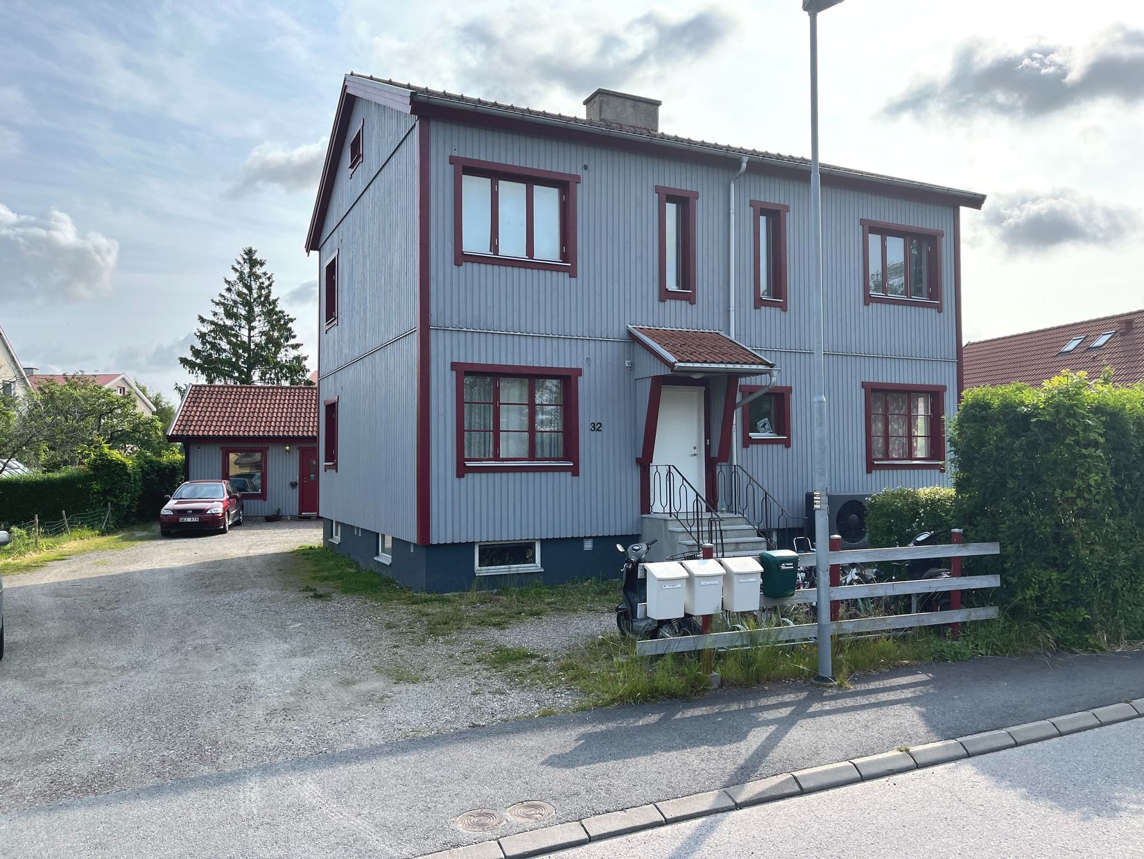 Villa, Råbygatan 32-36, Hörby