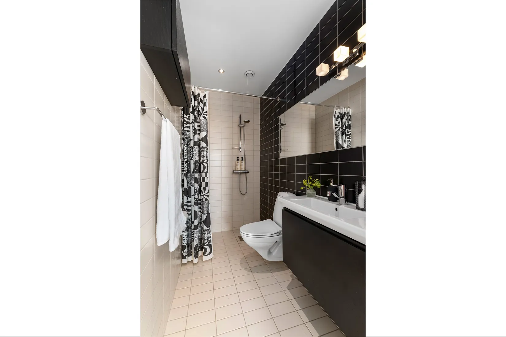 Villa, Hässelby Strandväg 14, Hässelby Södra Villastad, Stockholm