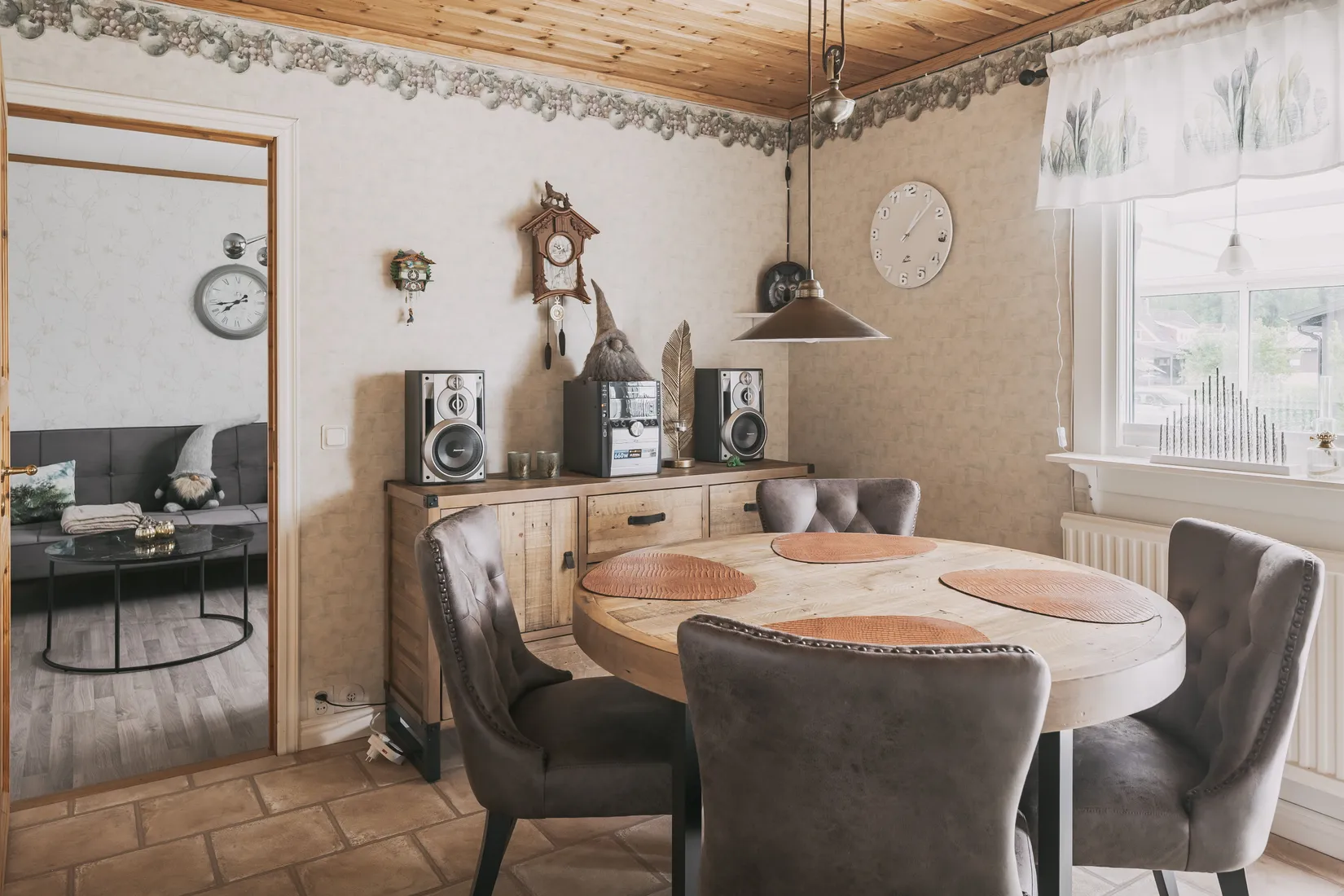 Villa, Spovstigen 6, Kilen, Töreboda