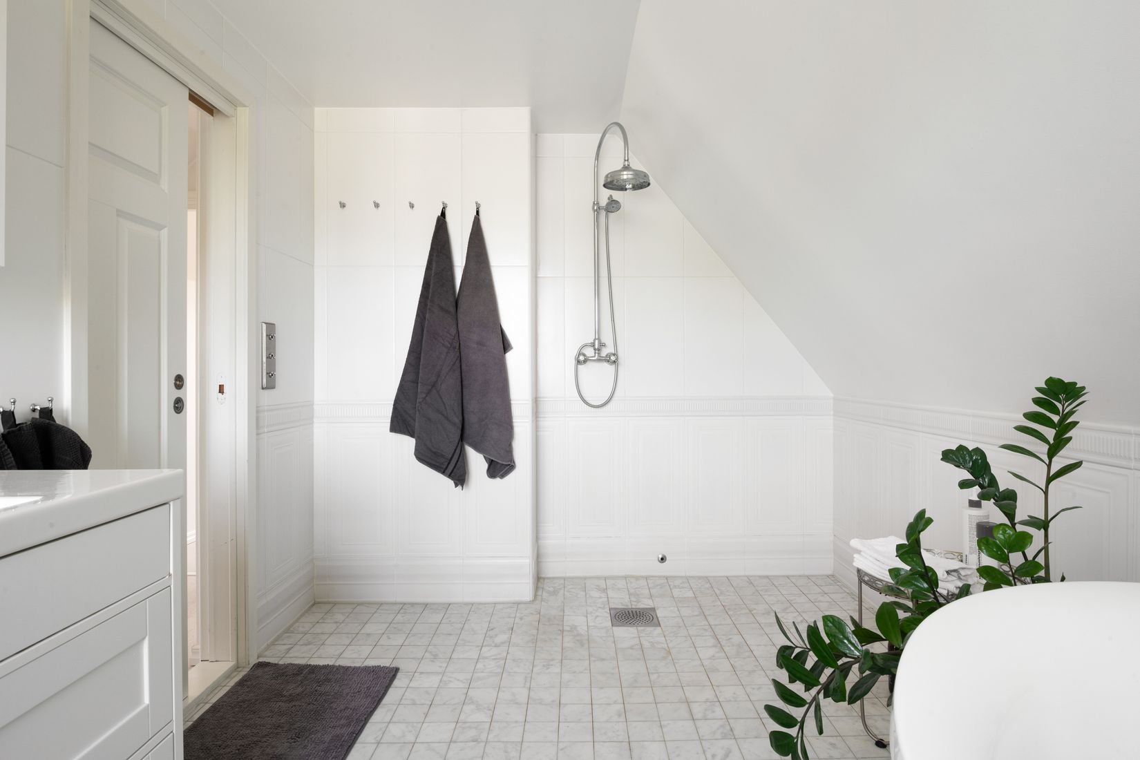 Villa, Östra Strandvägen 23 och 23b, Vendelsö Gård, Haninge