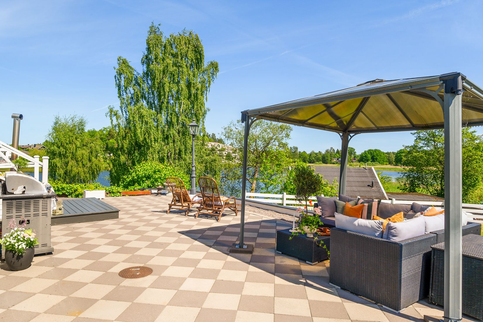 Villa, Östra Strandvägen 23 och 23b, Vendelsö Gård, Haninge