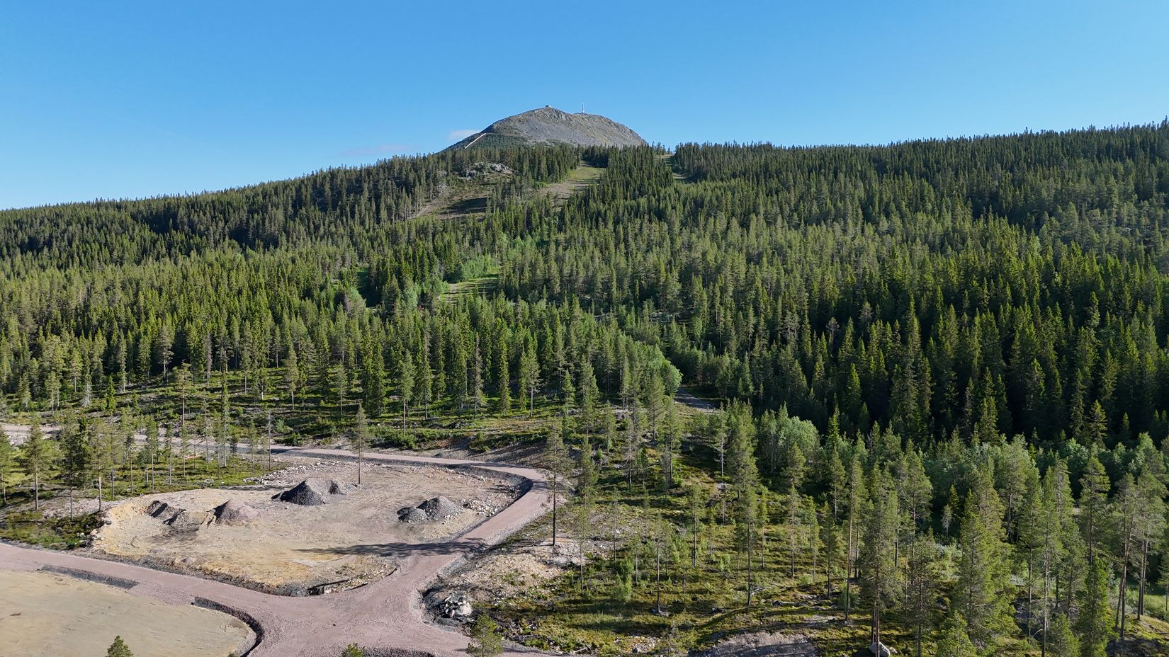 Tomt, Lovsångsslingan 10, Härjedalen