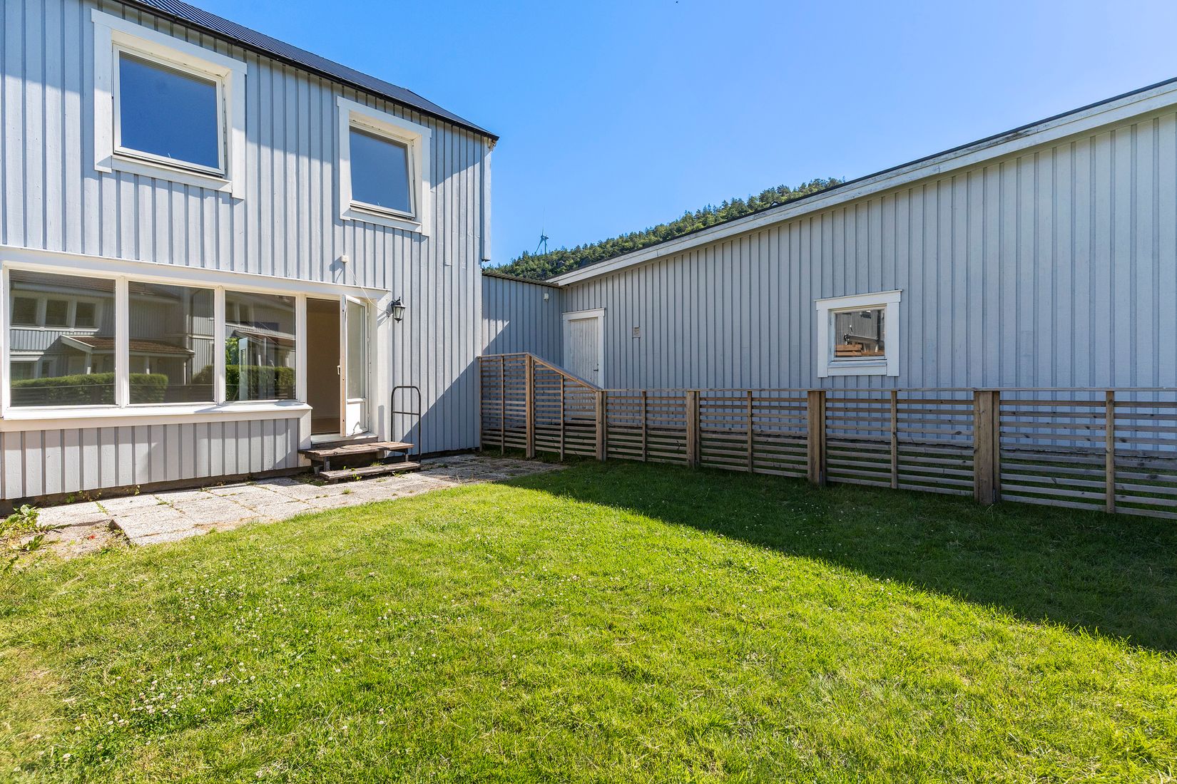 Villa, Radhus, Skillnadsgatan 8D, Lilla Edet Centrum, Lilla Edet